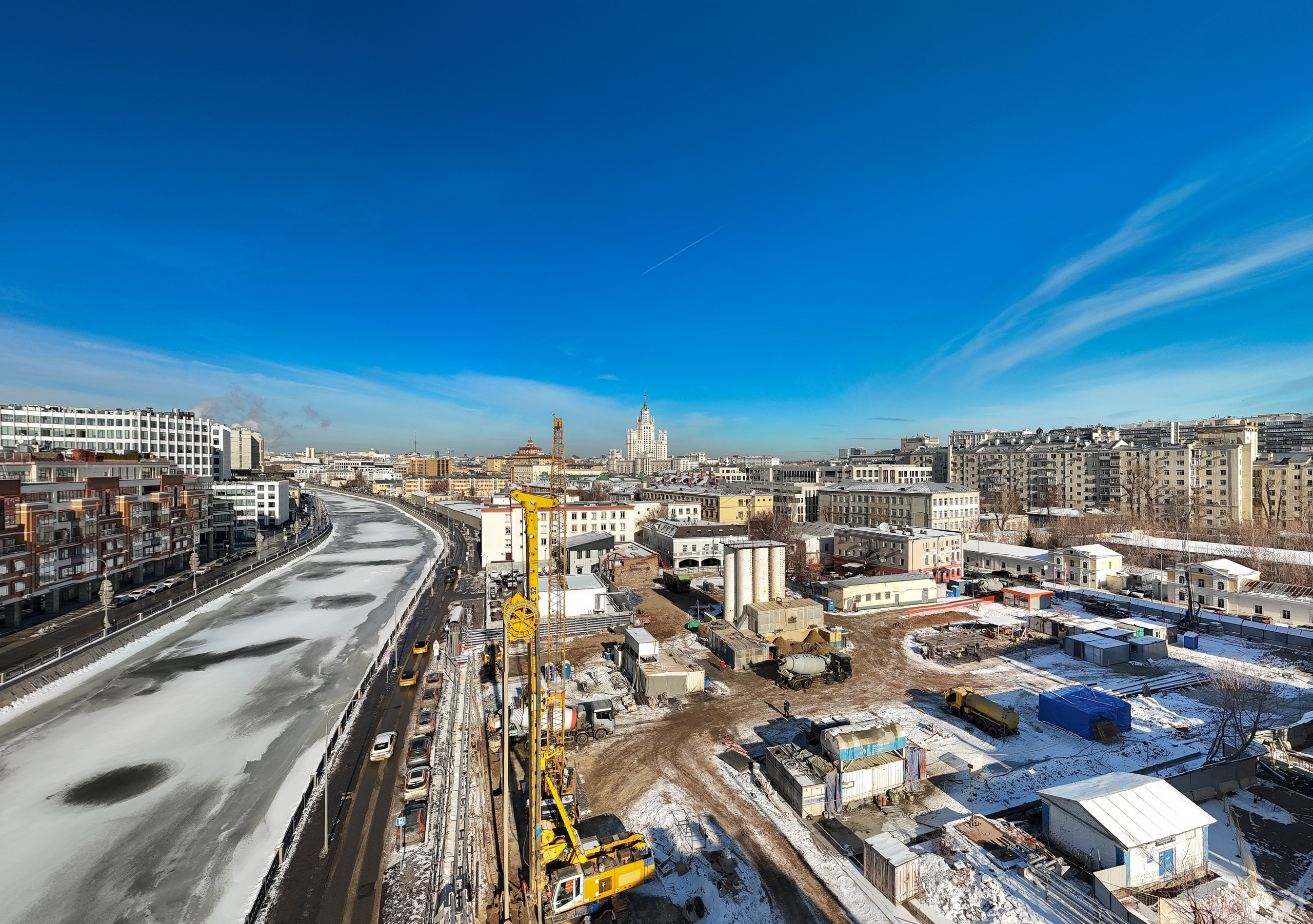 Архитектура и недвижимость. Ход строительства. Съемка с дрона. Профессиональное решение для частных лиц и бизнеса