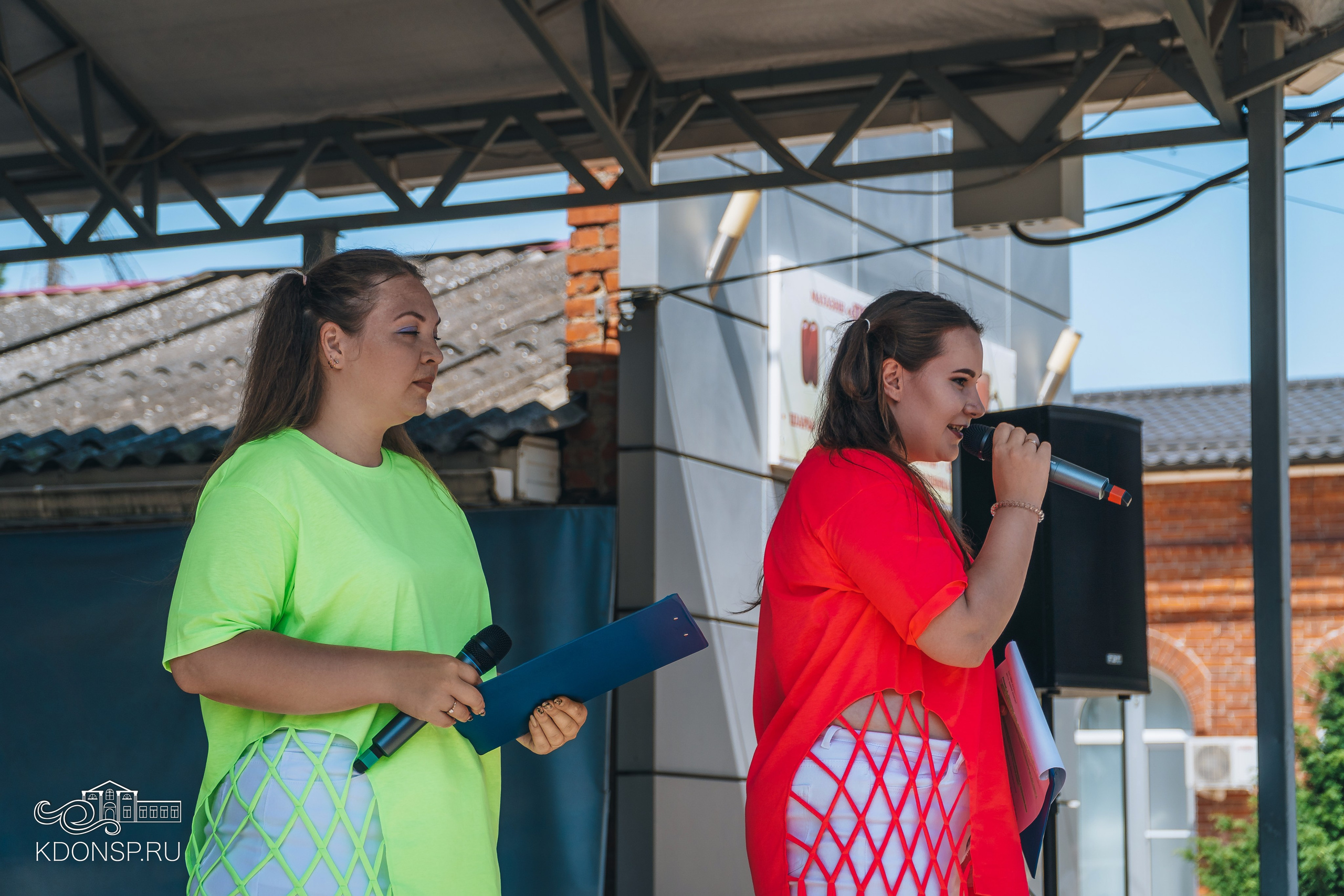 Должны смеяться дети. Новотитаровский Дом культуры