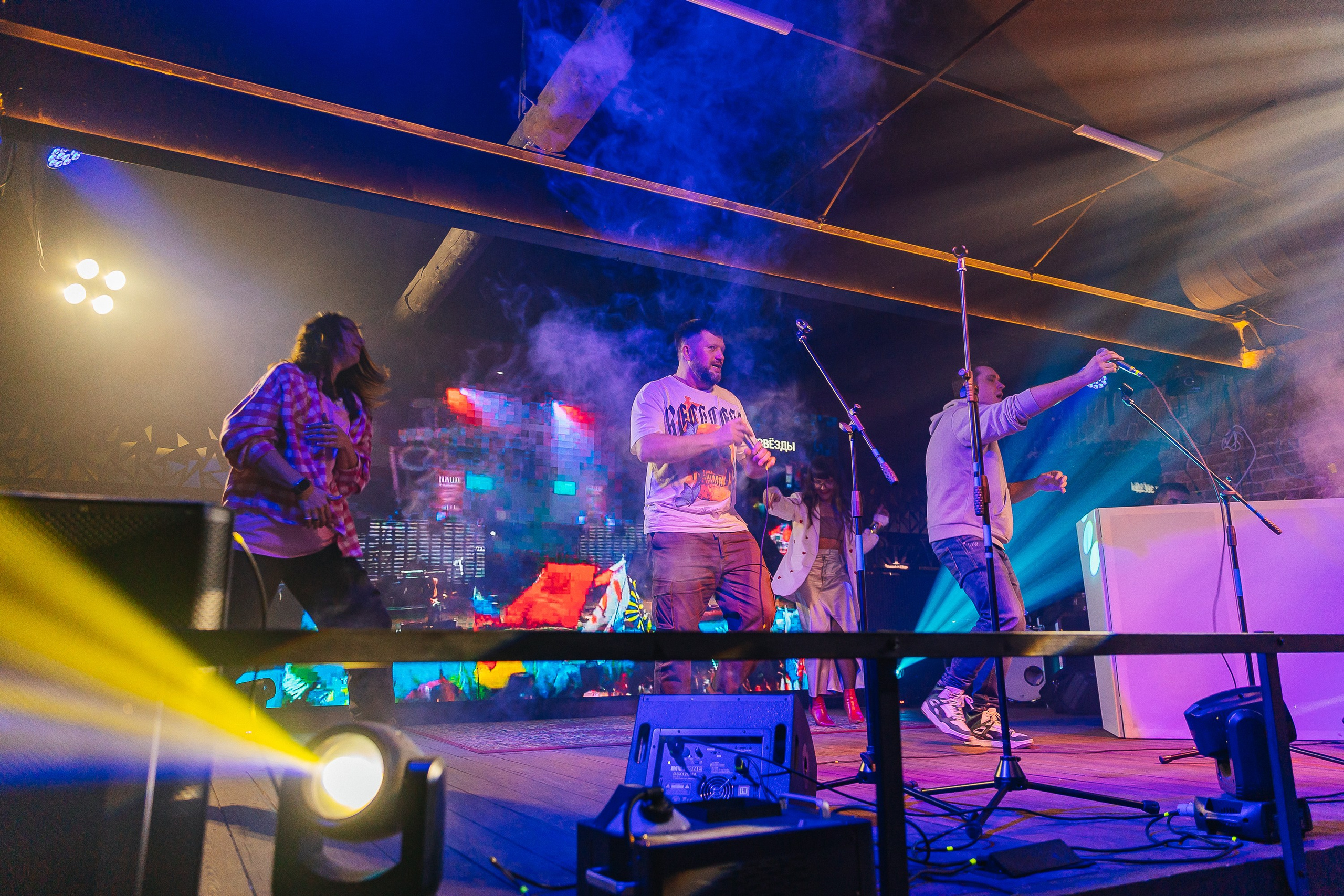 Конкурс караоке в RizzW. Фотограф Москва, Балашиха, МО. Свадьбы, репортажи, контент, портреты