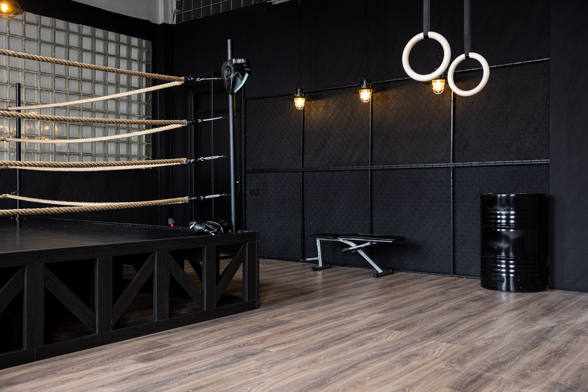 Фотостудия Photohub — всё для комфортной и красивой съёмки. Фотограф в Минске Людмила Дутко