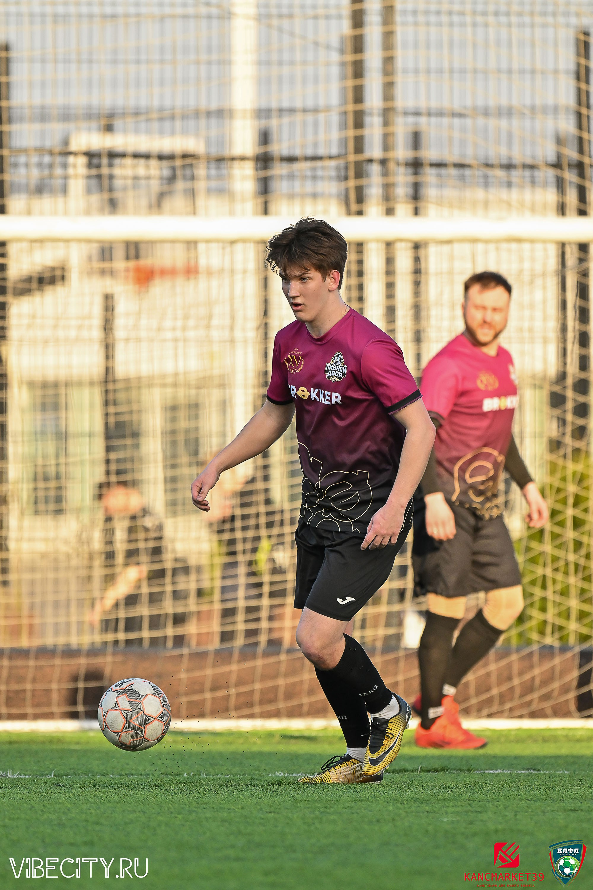 XX ЧЕМПИОНАТ КАЛИНИНГРАДСКОЙ ЛФЛ КАНЦМАРКЕТ39 сезона 2024–2025 гг. VIBECITY.RU Вайб Сити Ру Фоторепортажи Фотоотчеты Калининград