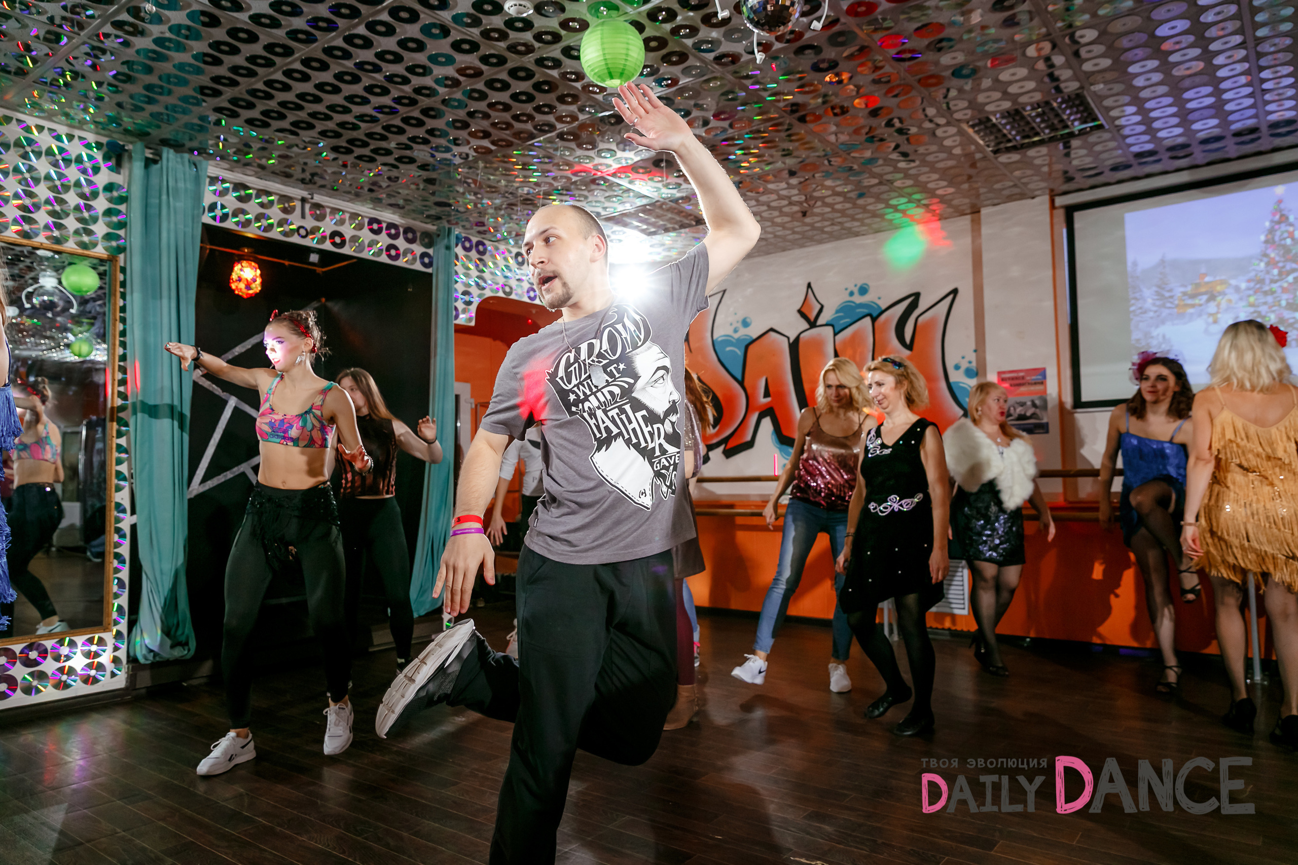 Фотограф на отчетный концерт танцевальной школы
