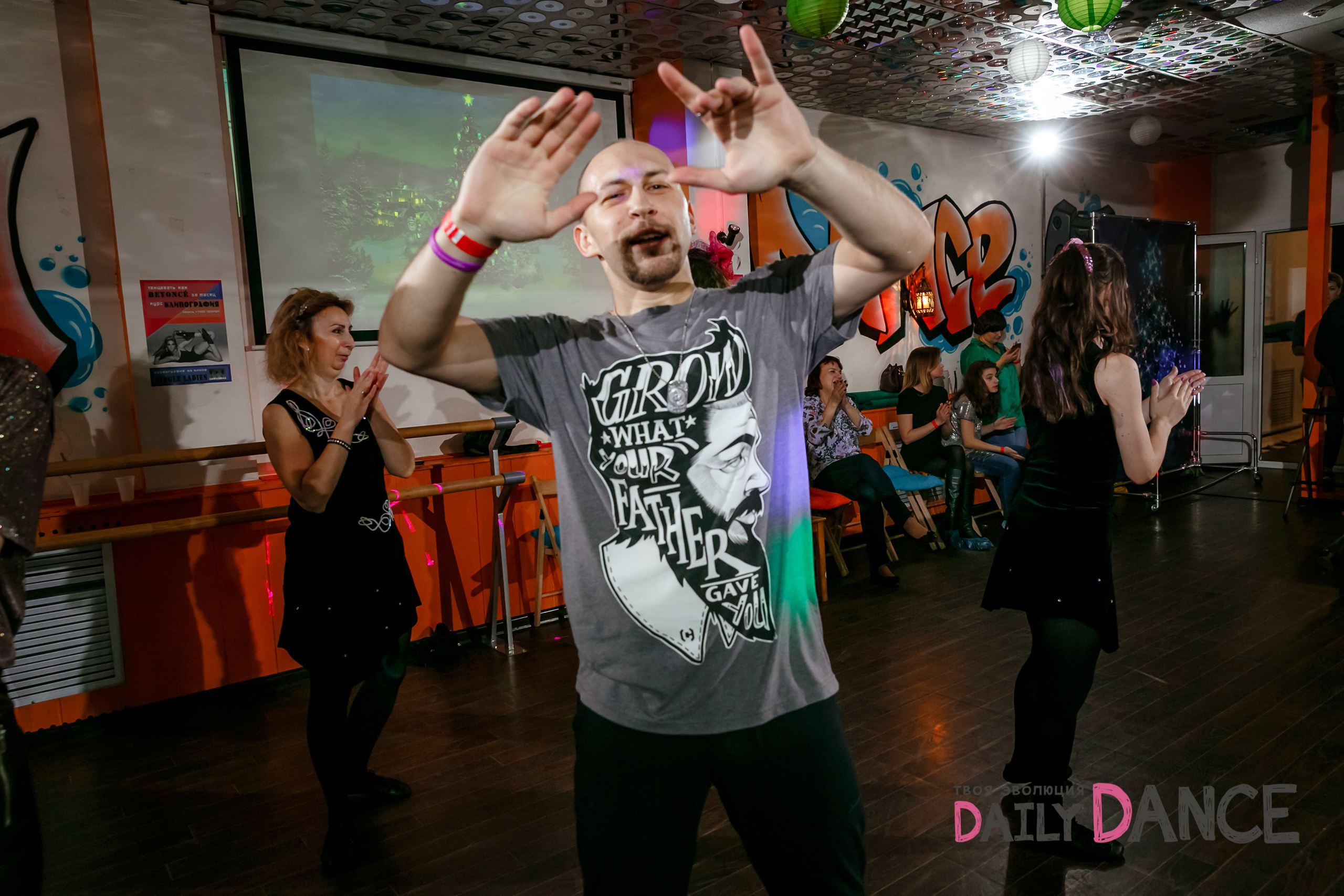 Фотограф на отчетный концерт танцевальной школы