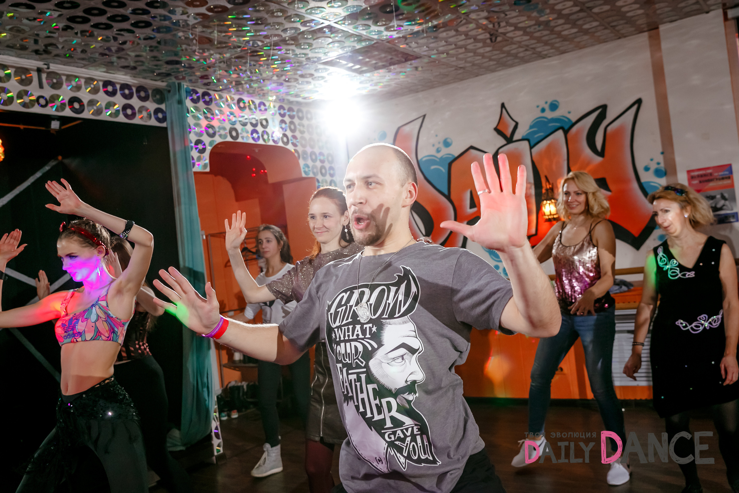 Фотограф на отчетный концерт танцевальной школы