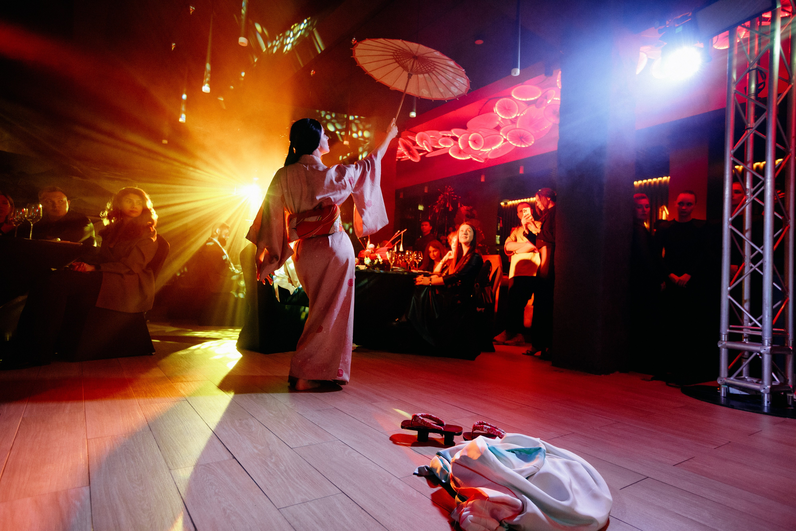 HANAMI — МЕМУАРЫ ГЕЙШИ. СВОИ. ФОТООТЧЕТЫ-СОБЫТИЯ-МЕСТА