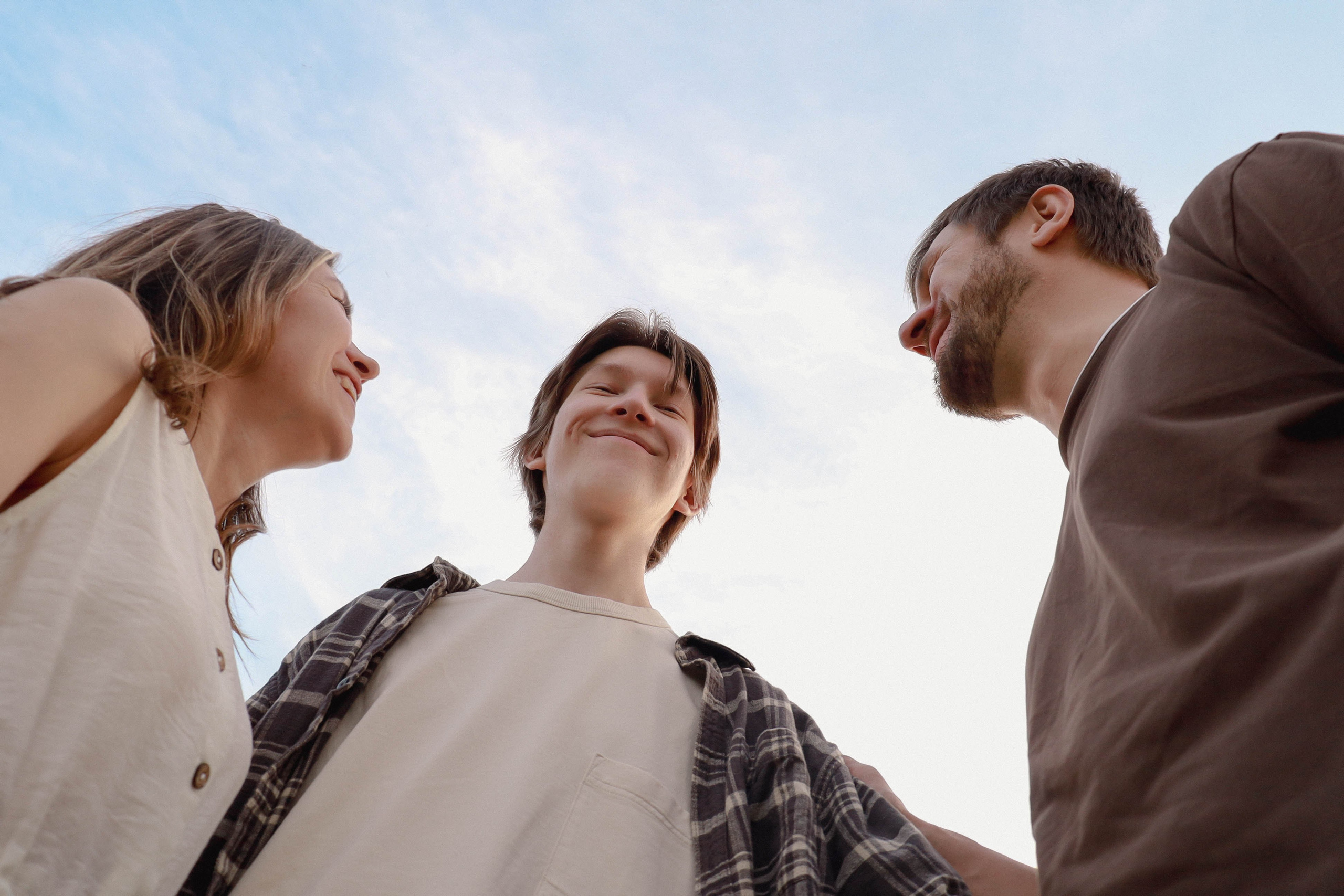 Семья в поле. Фотограф Александра Коновалова