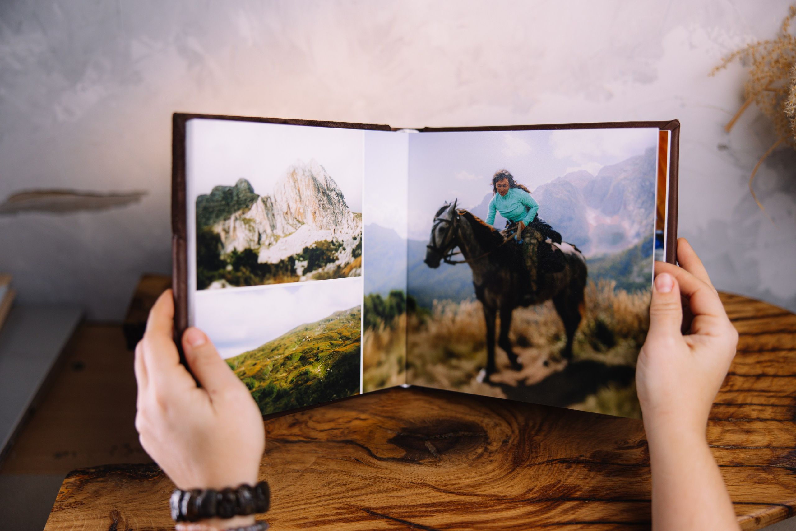 БРИАНА. Заказать индивидуальную фотокнигу ручной работы