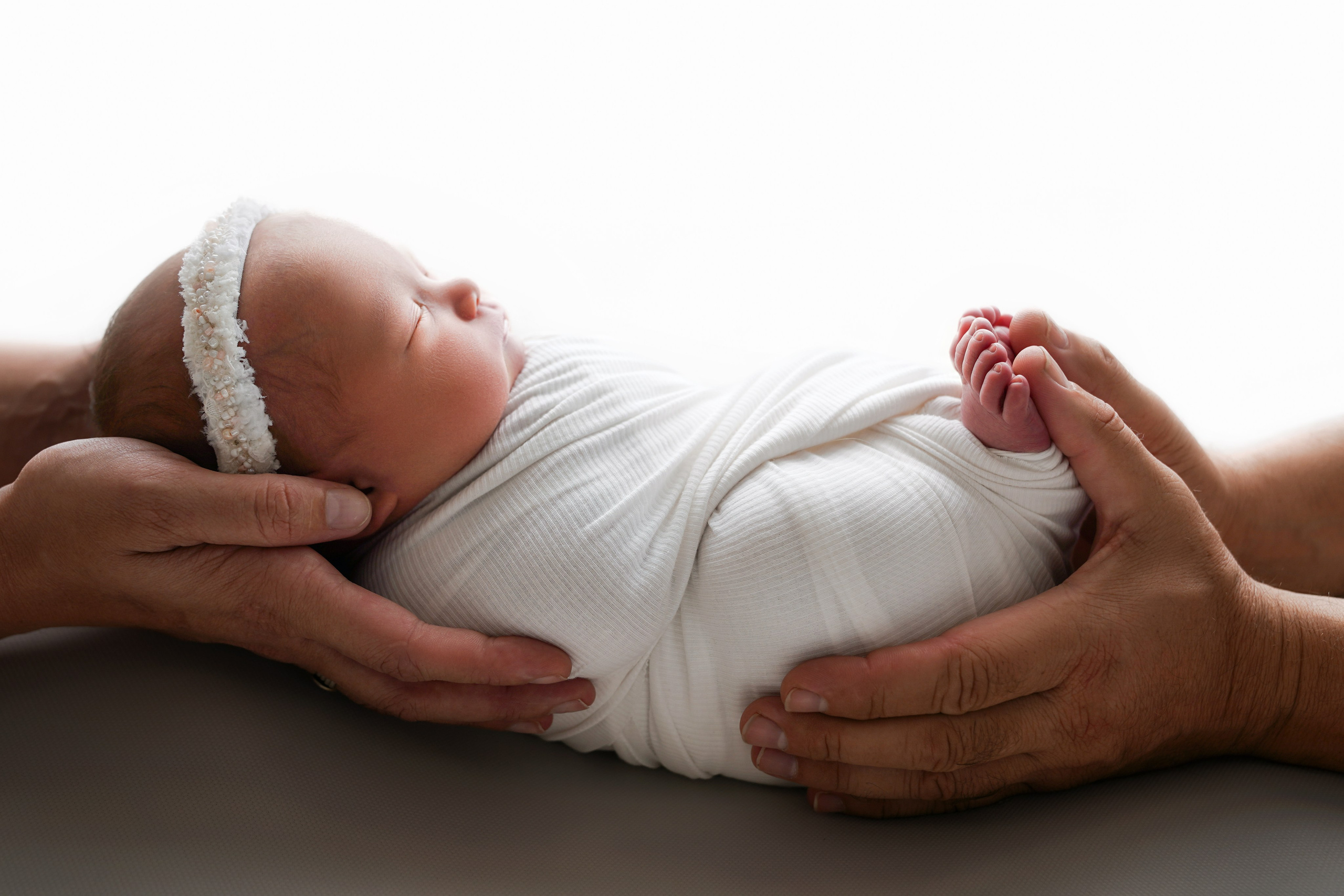 Фотосессия новорожденного (newborn). Фотограф новорожденных, детей до года и беременных в Симферополе