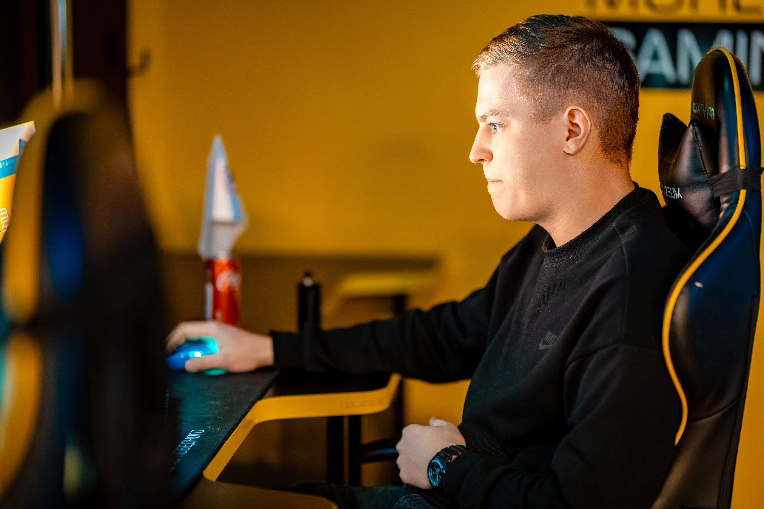 Терра Ассистанс, корпоратив в кибер-клубе. Марк Шишкин — репортажный фотограф в Воронеже и России