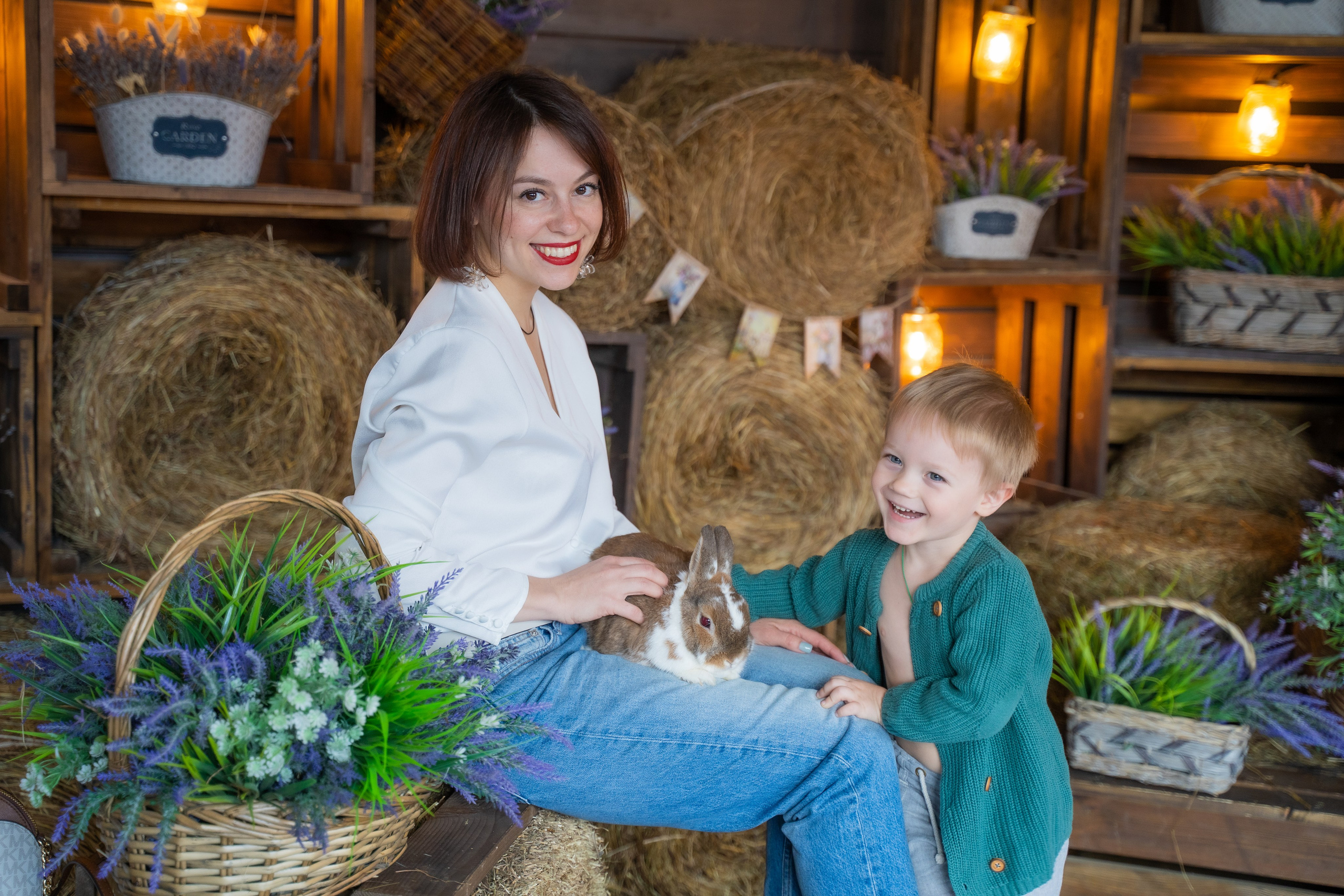 Фотосессия с кроликом в студии