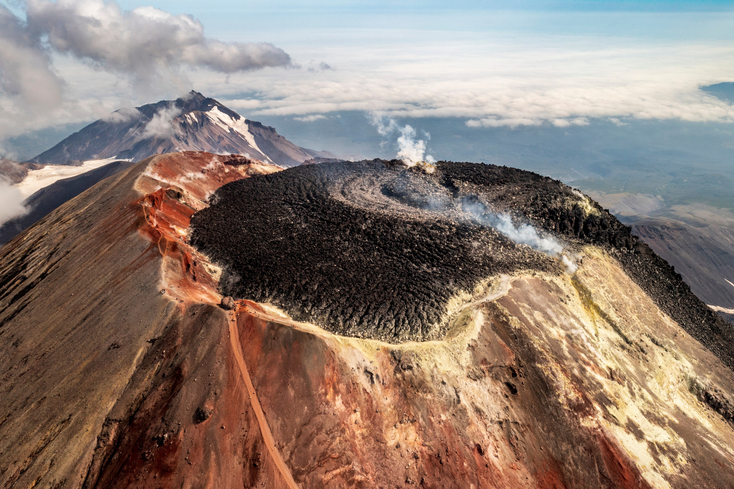 Восхождение на Авачинский вулкан — классика Камчатки. Время Камчатки: чтобы найти свой путь, нужно скорость умножить на время