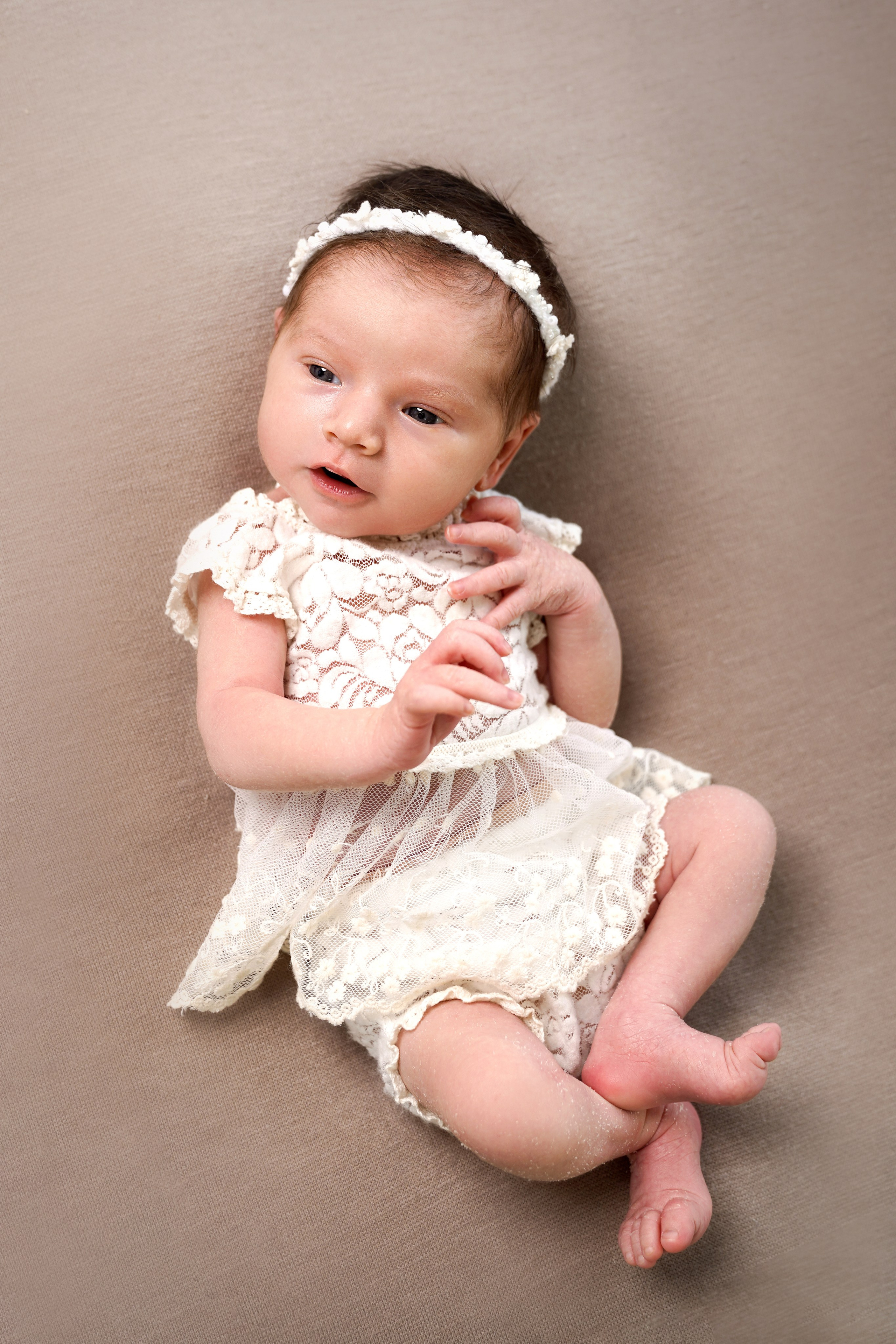 Фотосессия новорожденного (newborn). Фотограф новорожденных, детей до года и беременных в Симферополе