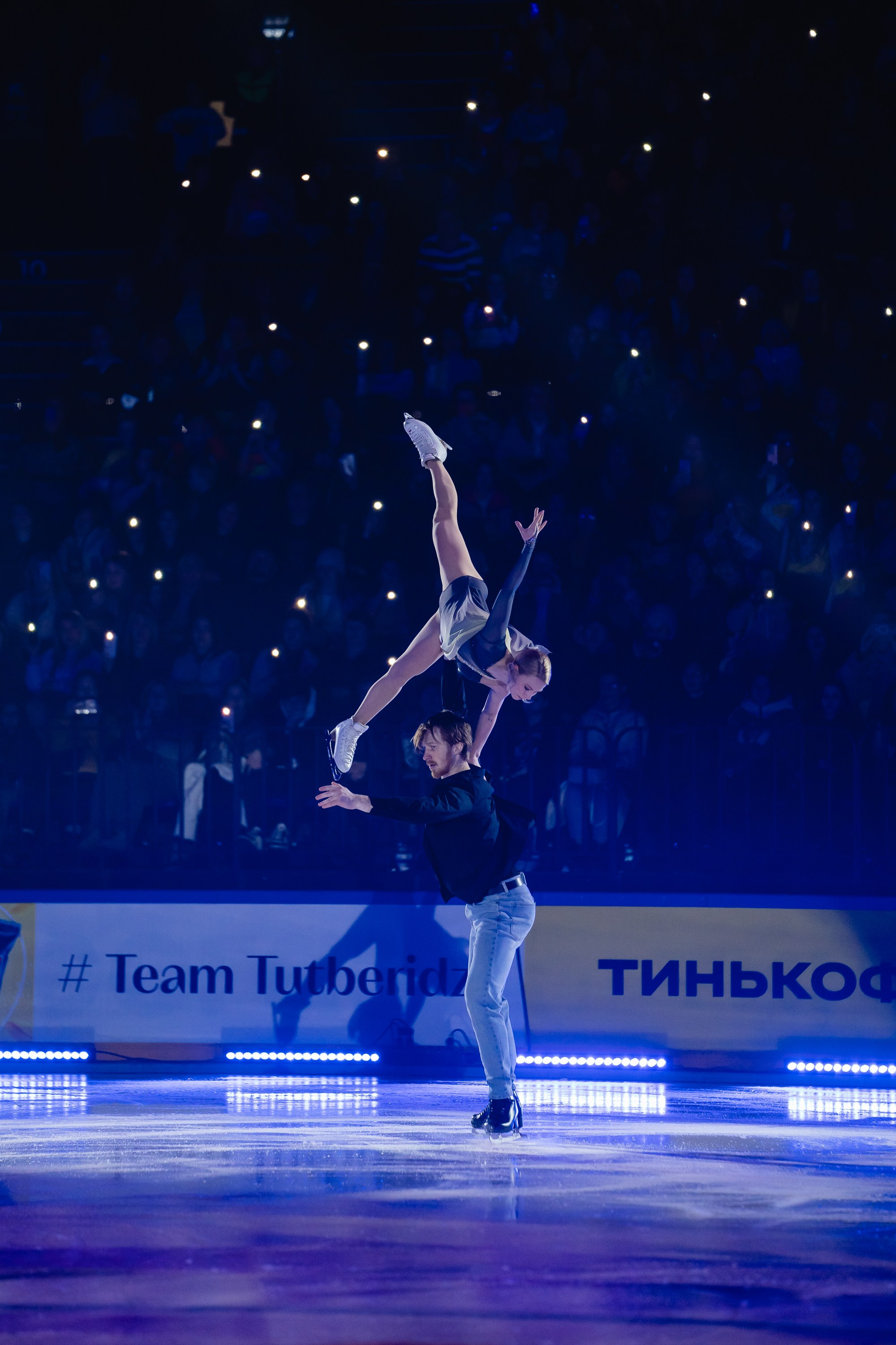 Шоу «Чемпионы на льду» в Новосибирске. Воробьева Ксения — Спортивный и танцевальный фотограф Новосибирск