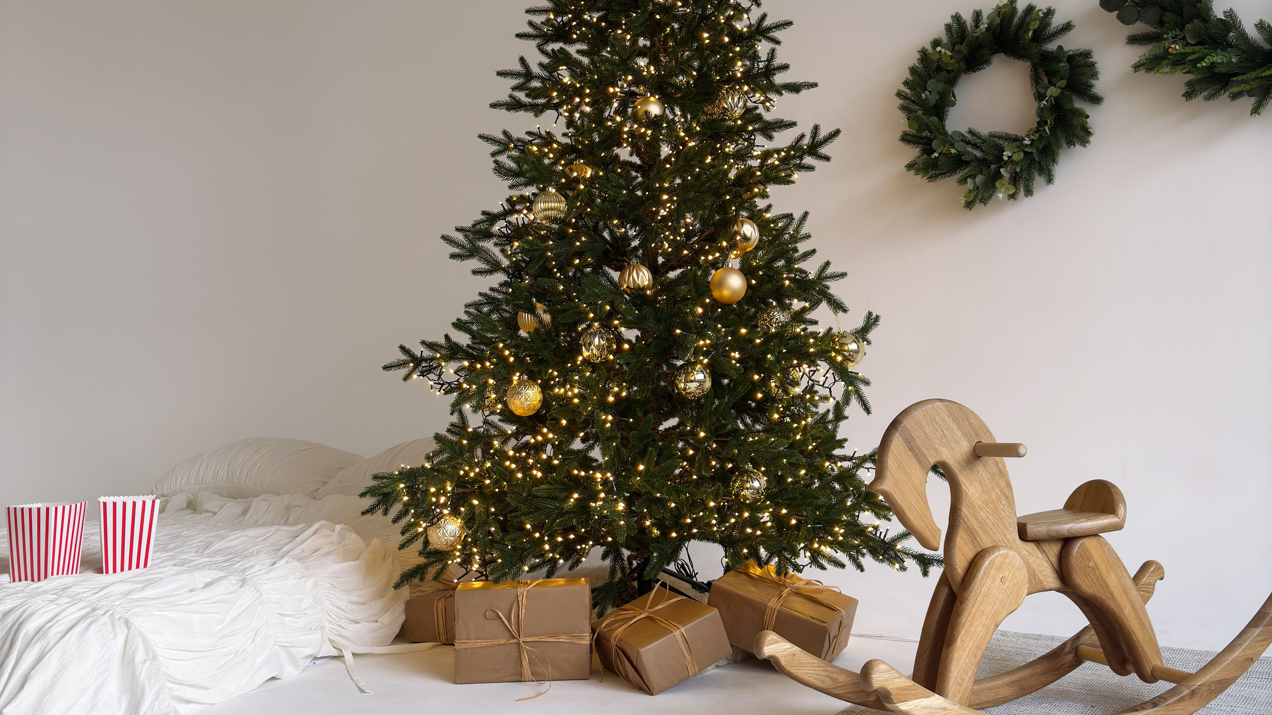 Новогоднее оформление залов 2026. Фотостудия в Балашихе Железнодорожный — почасовая аренда, бронь онлайн