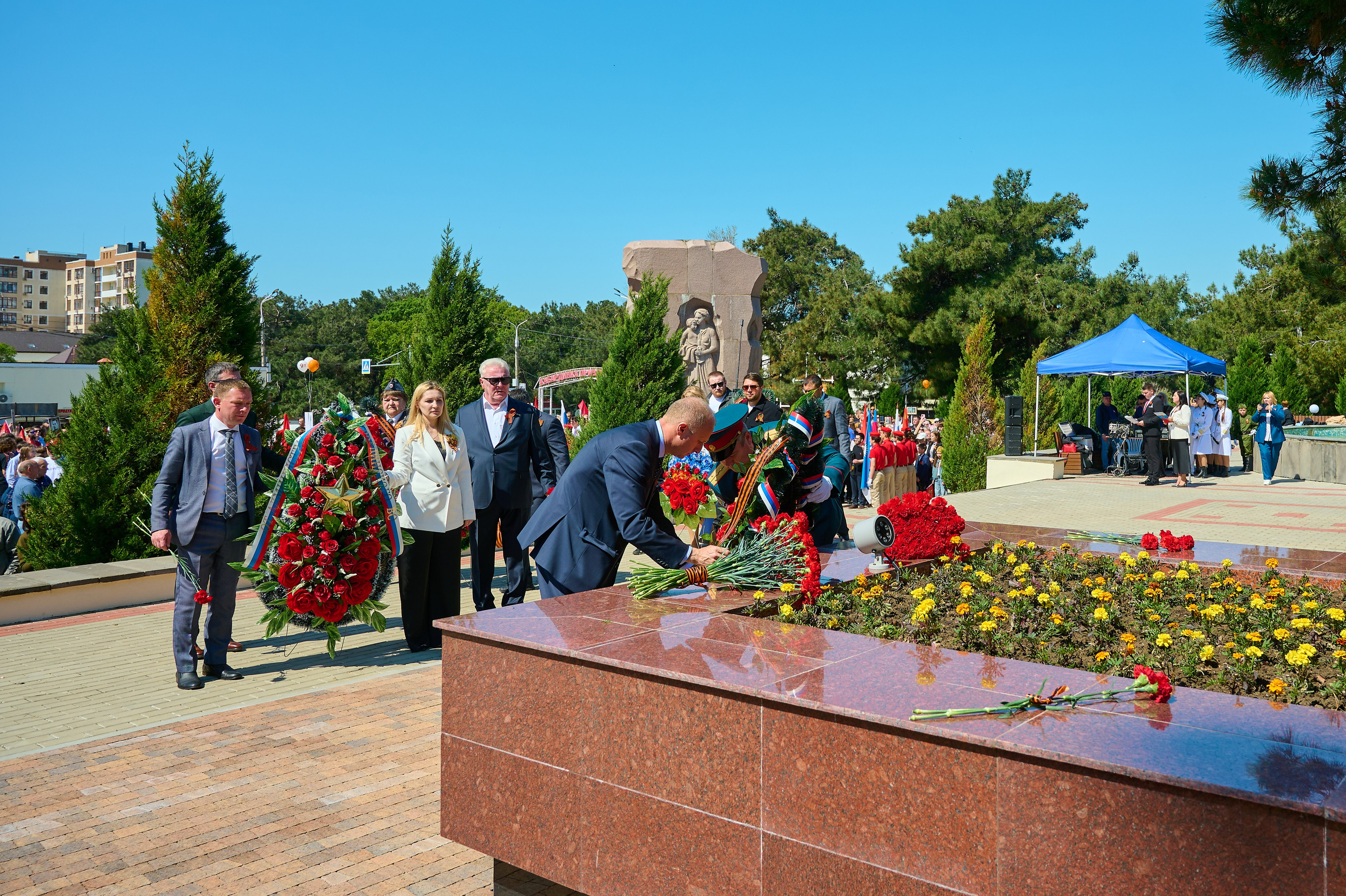 Митинг (мая в Кабардинке. Жизнь курорта Кабардинка в фотографиях