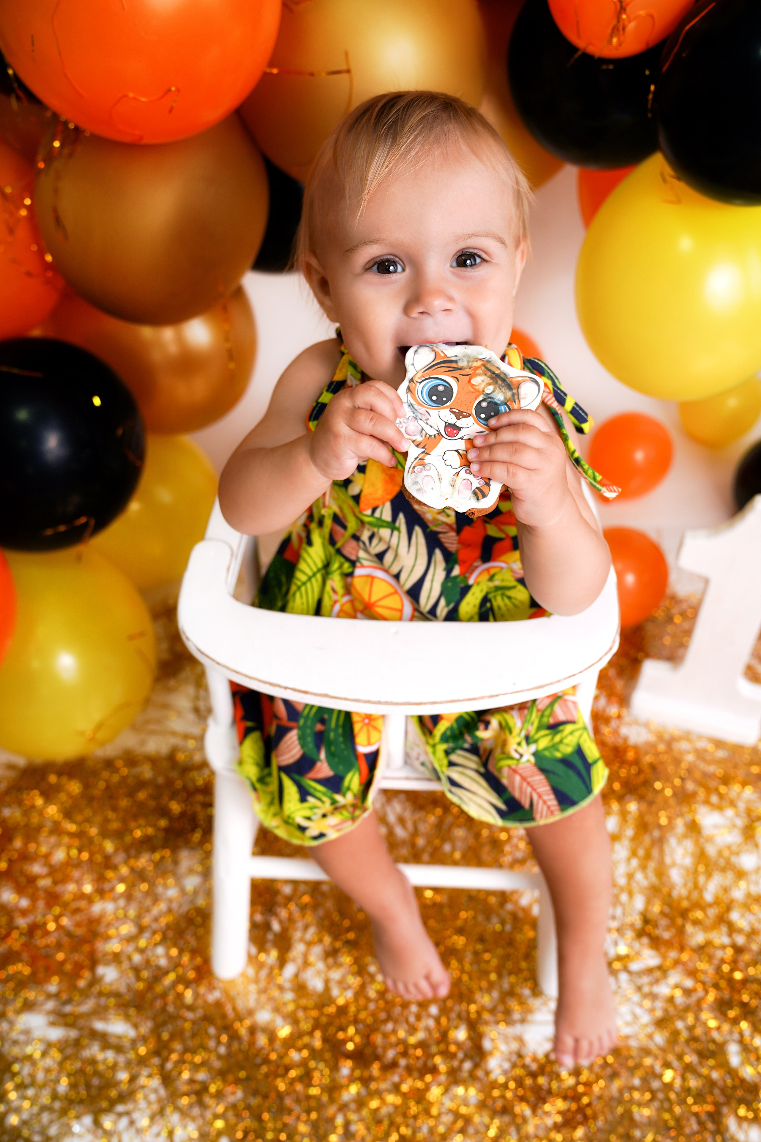 Фотосессия ГОДОВАСИЕ. Фотограф новорожденных, детей до года и беременных в Симферополе