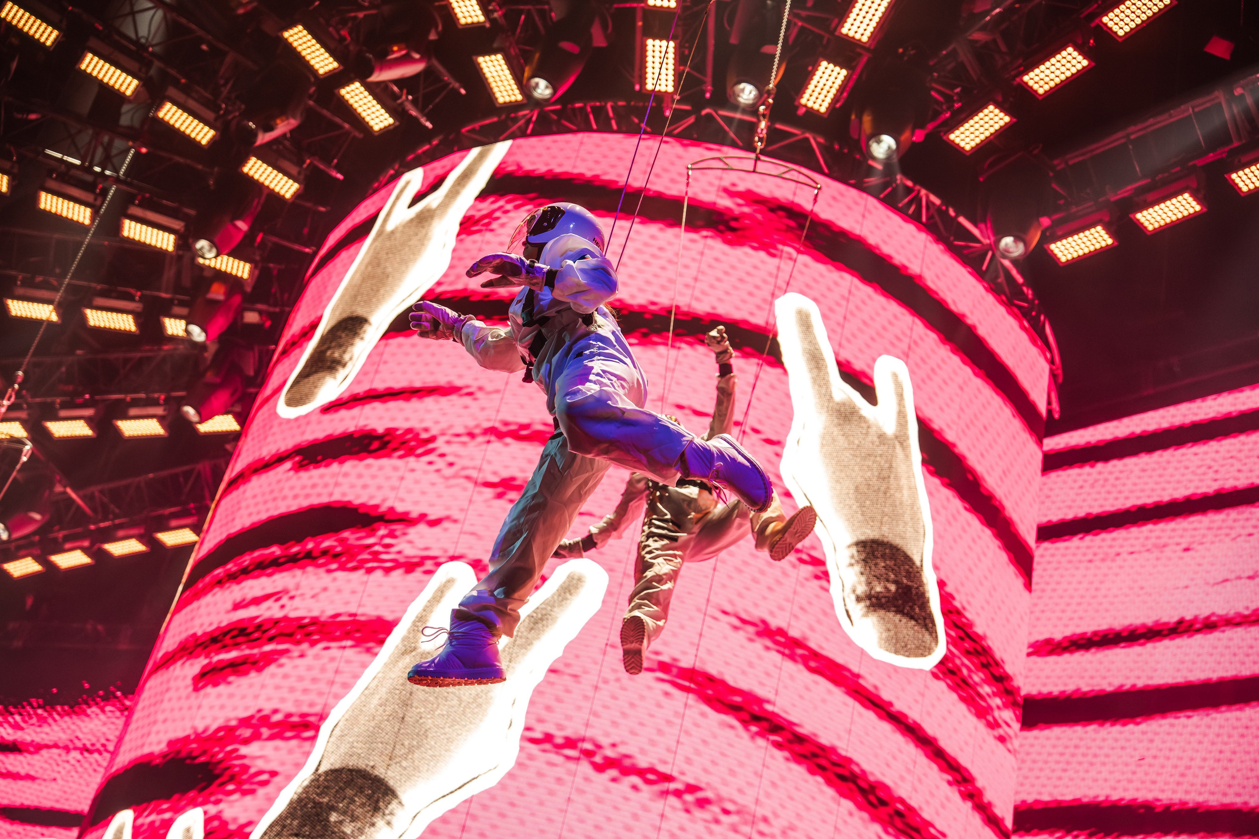 Superdiskoteka 90. Svyatoslav Bunkov | photographer