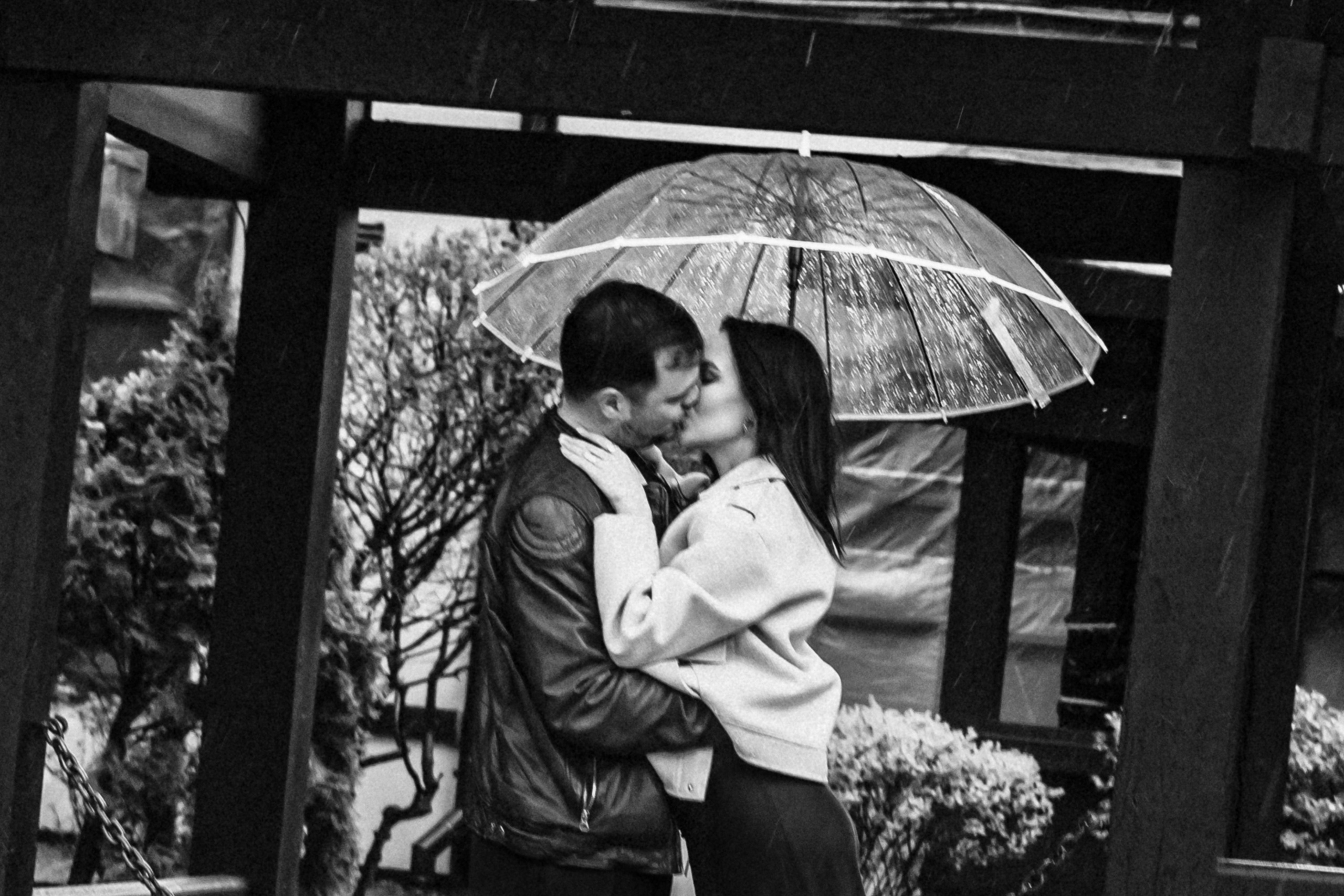 Кристина и Василий. Софич Наталия — фотограф женских портретов, свадеб, пар и беременности в Иркутске. Профессиональные фотосессии и видеомонтаж