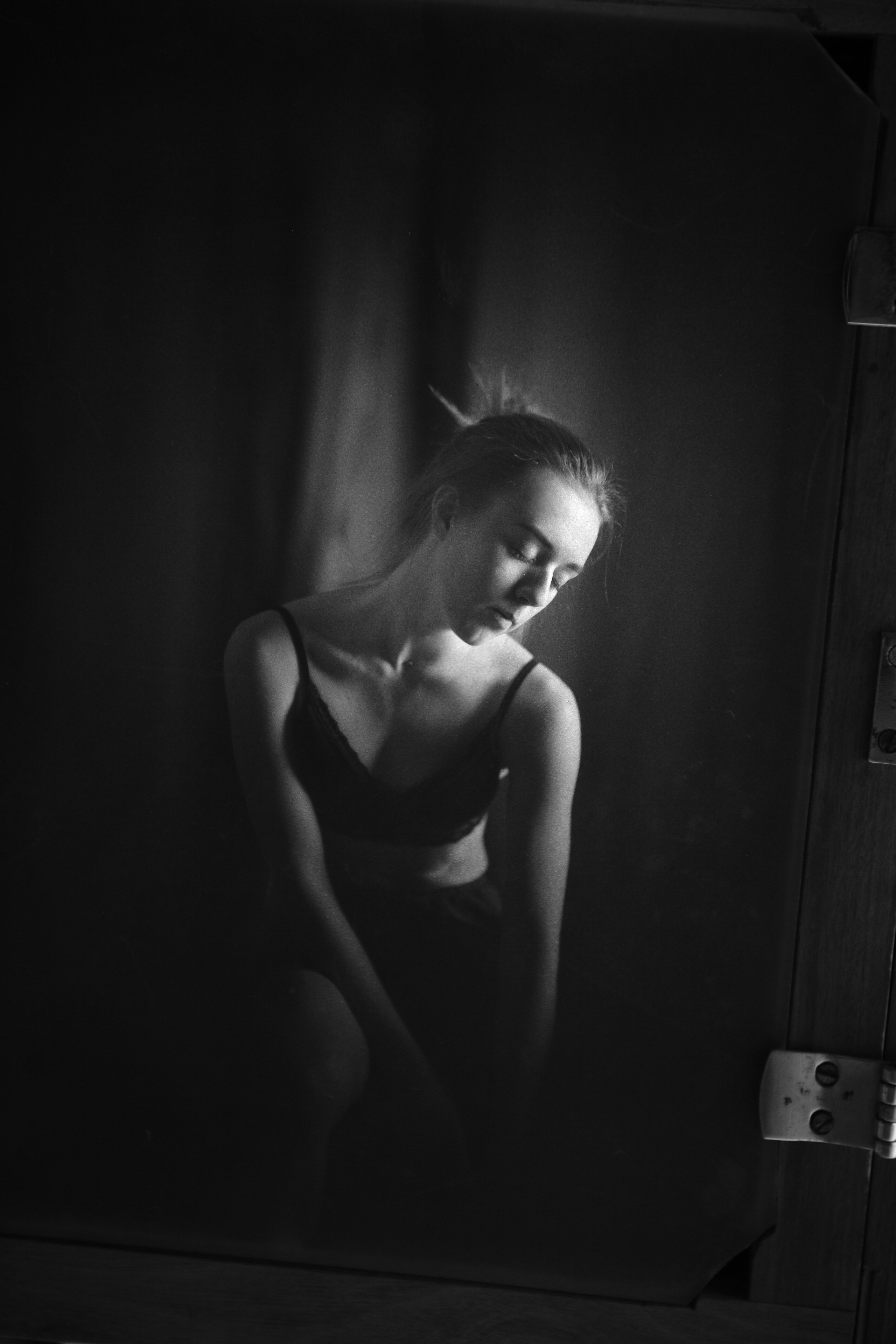 Ellesaris - преподaвaтель. Newschool — Курсы фотографии во Владивостоке