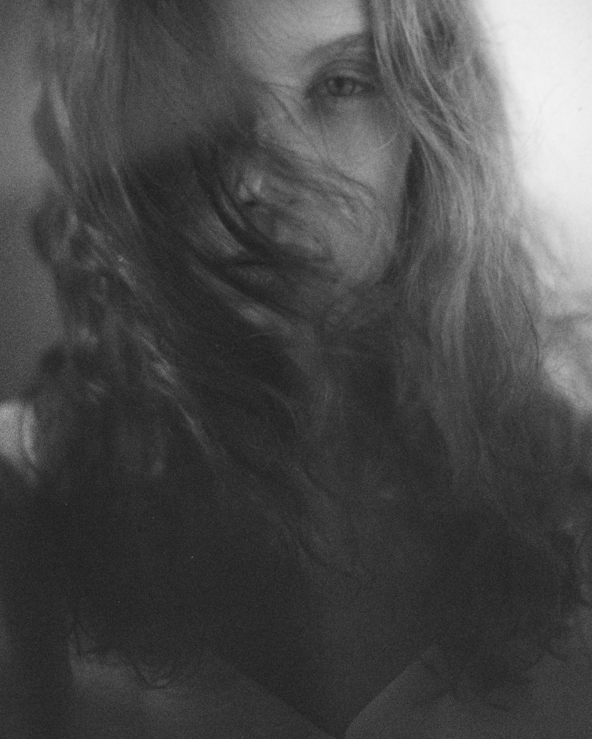 Ellesaris - преподaвaтель. Newschool — Курсы фотографии во Владивостоке