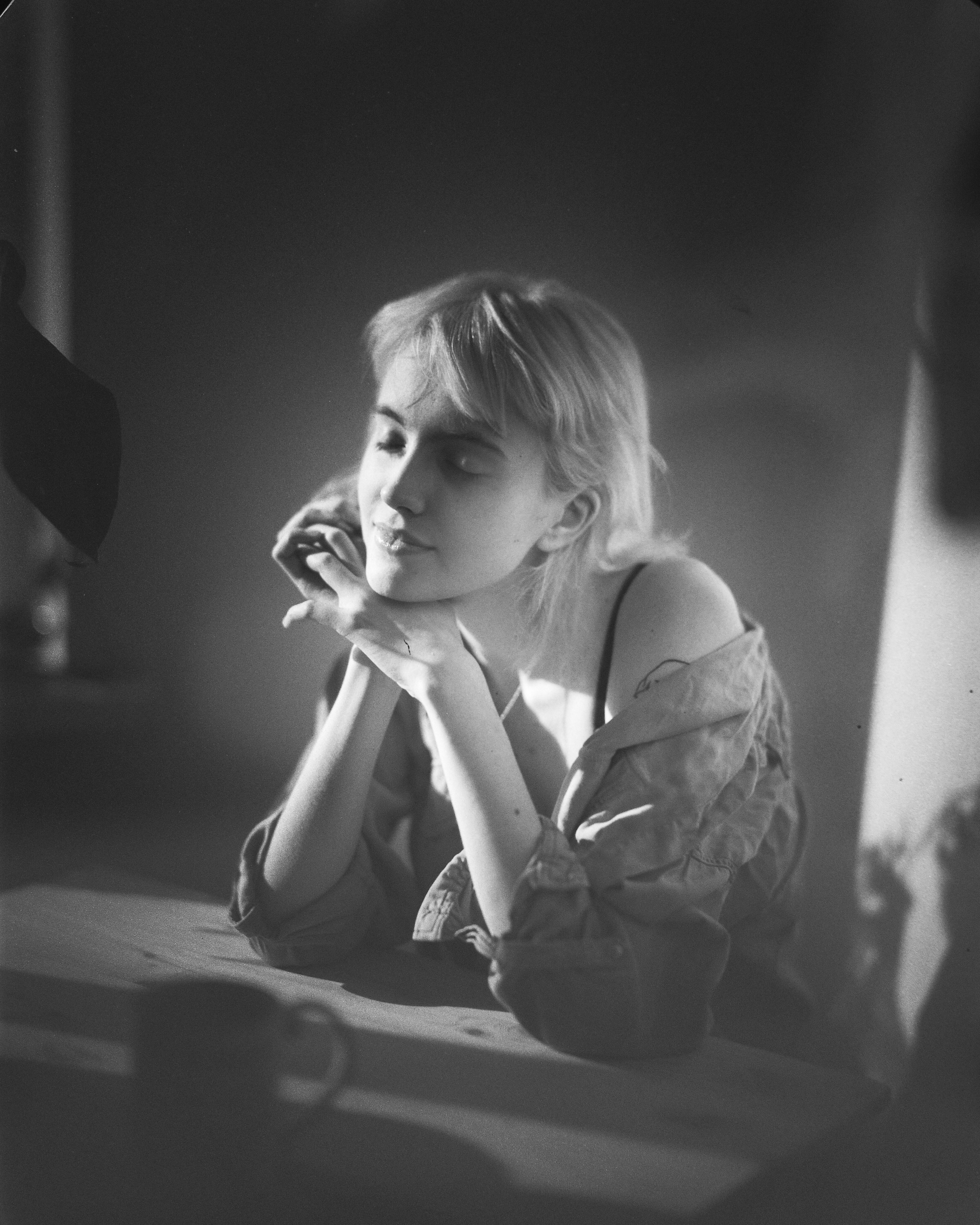 Ellesaris - преподaвaтель. Newschool — Курсы фотографии во Владивостоке