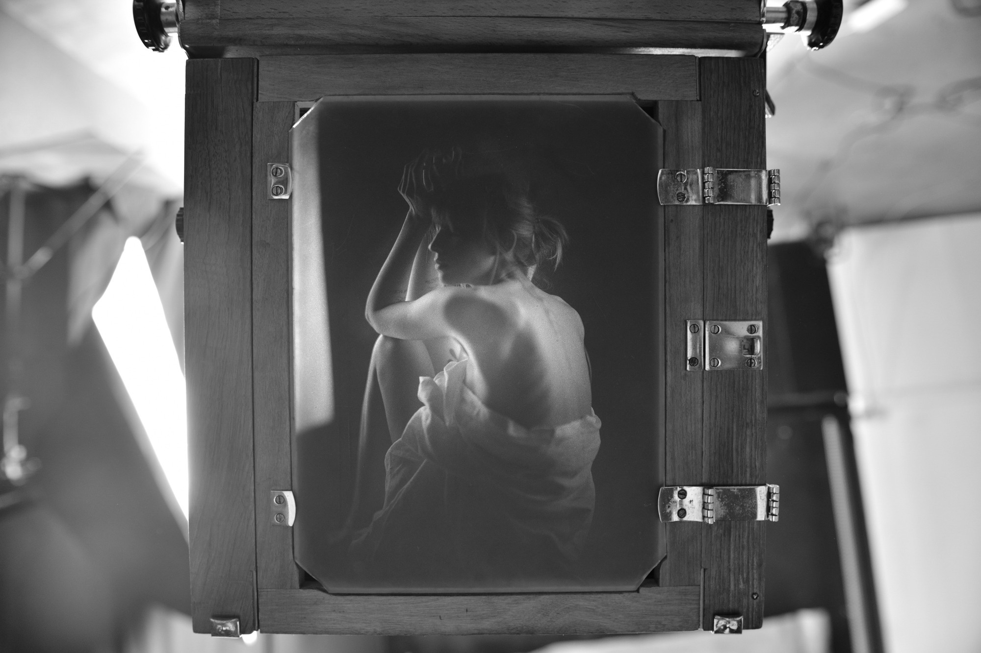 Ellesaris - преподaвaтель. Newschool — Курсы фотографии во Владивостоке