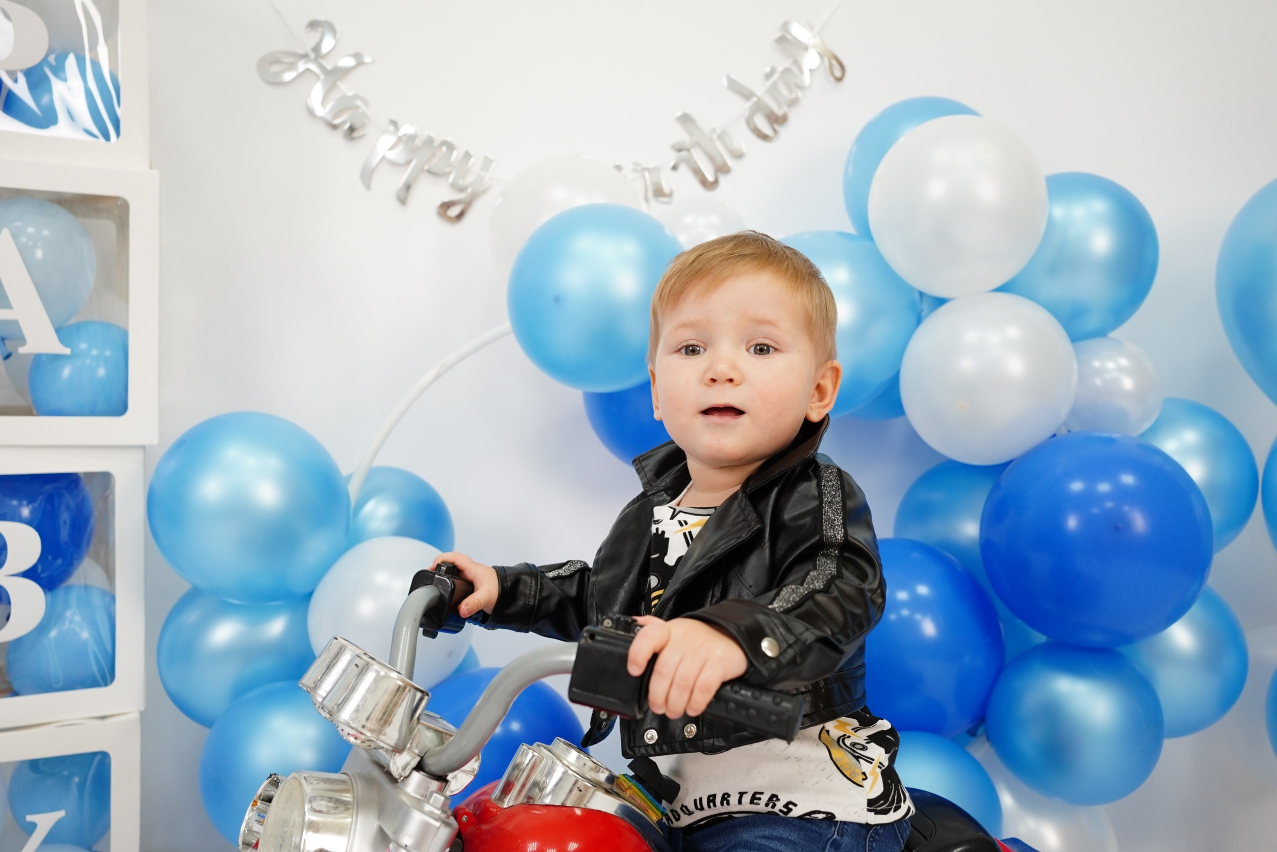 Наши Новые Фотозоны. Детская Фотостудия ГОДОВАСИКИ в Санкт-Петербурге фотосесия на годик