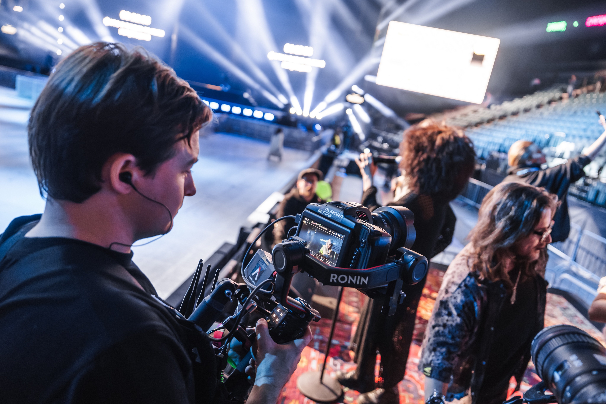 Superdiskoteka 90. Svyatoslav Bunkov | photographer