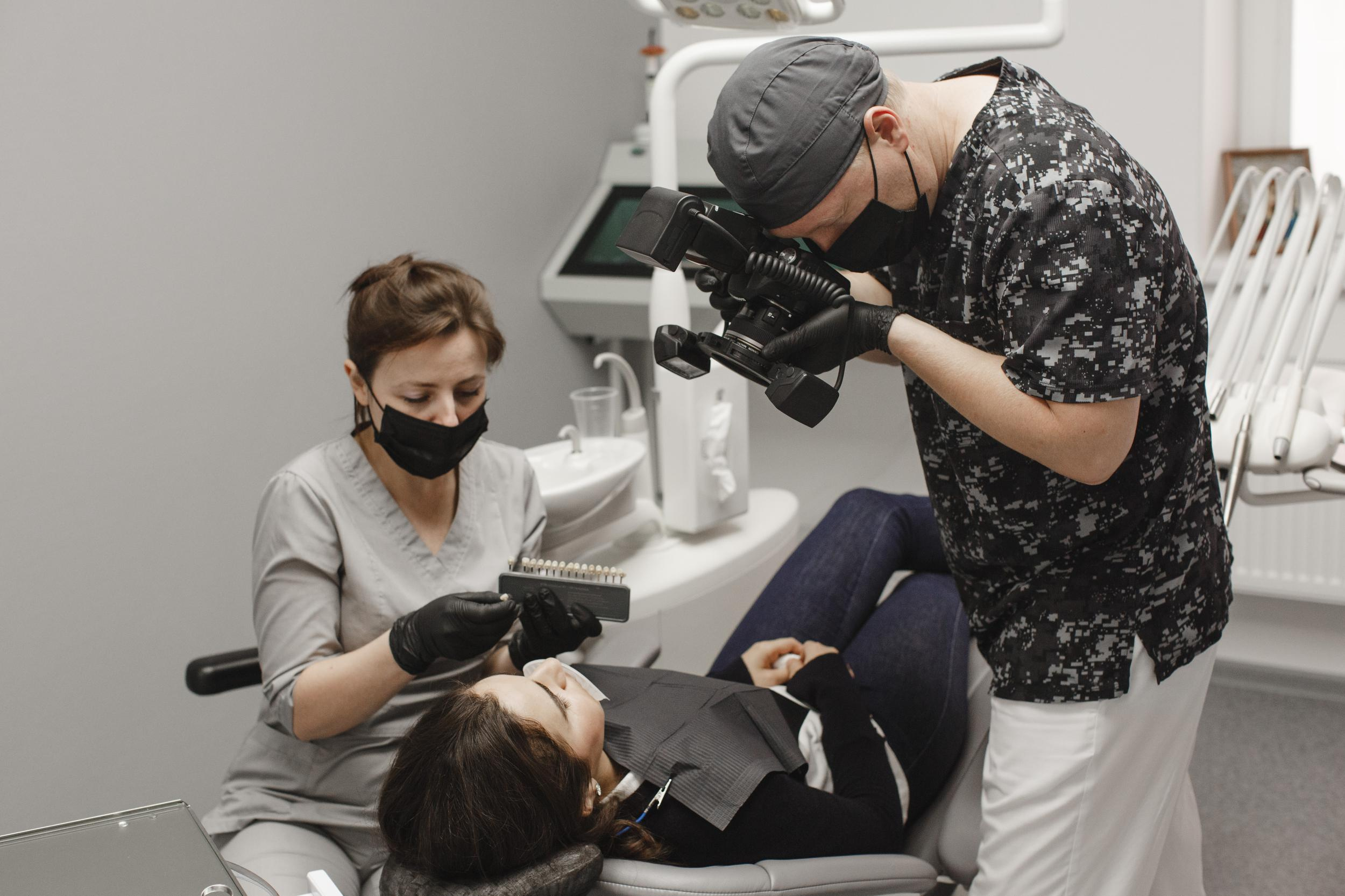 СЪЕМКА СТОМАТОЛОГИИ. Photographer and videographer for wedding in Italy: Rome, Milan, Venic