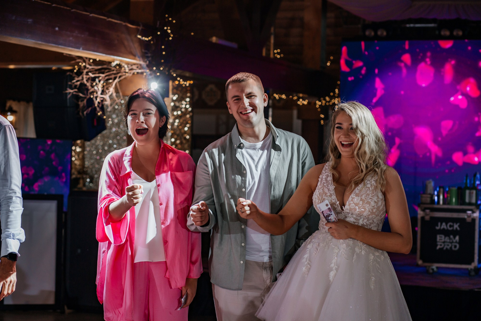 Свадебная фотосъемка Малые Карелы Архангельск Новотель. Свадебный фотограф в Архангельске и Северодвинске