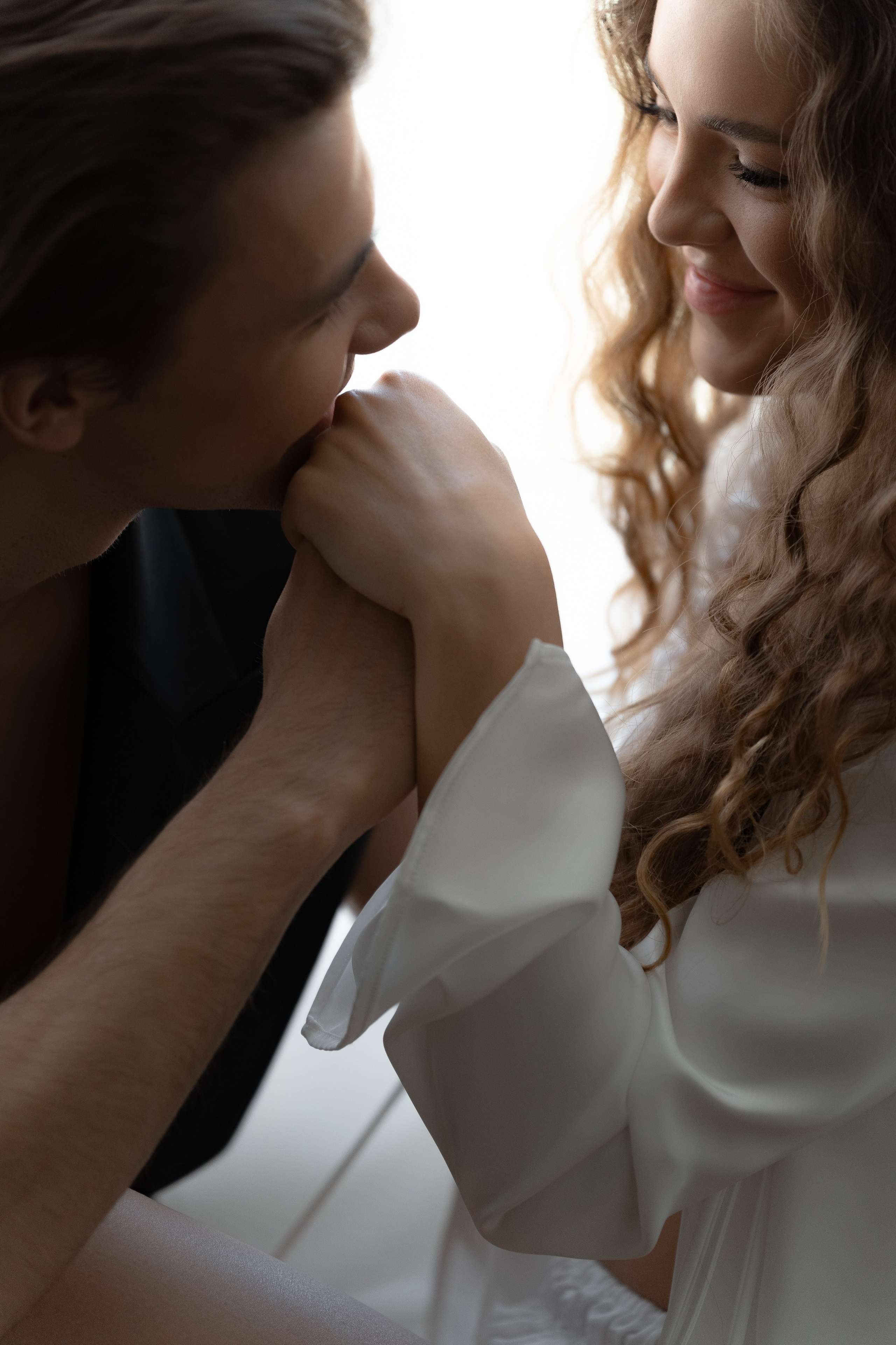 Сборы на свадьбу, утро молодых