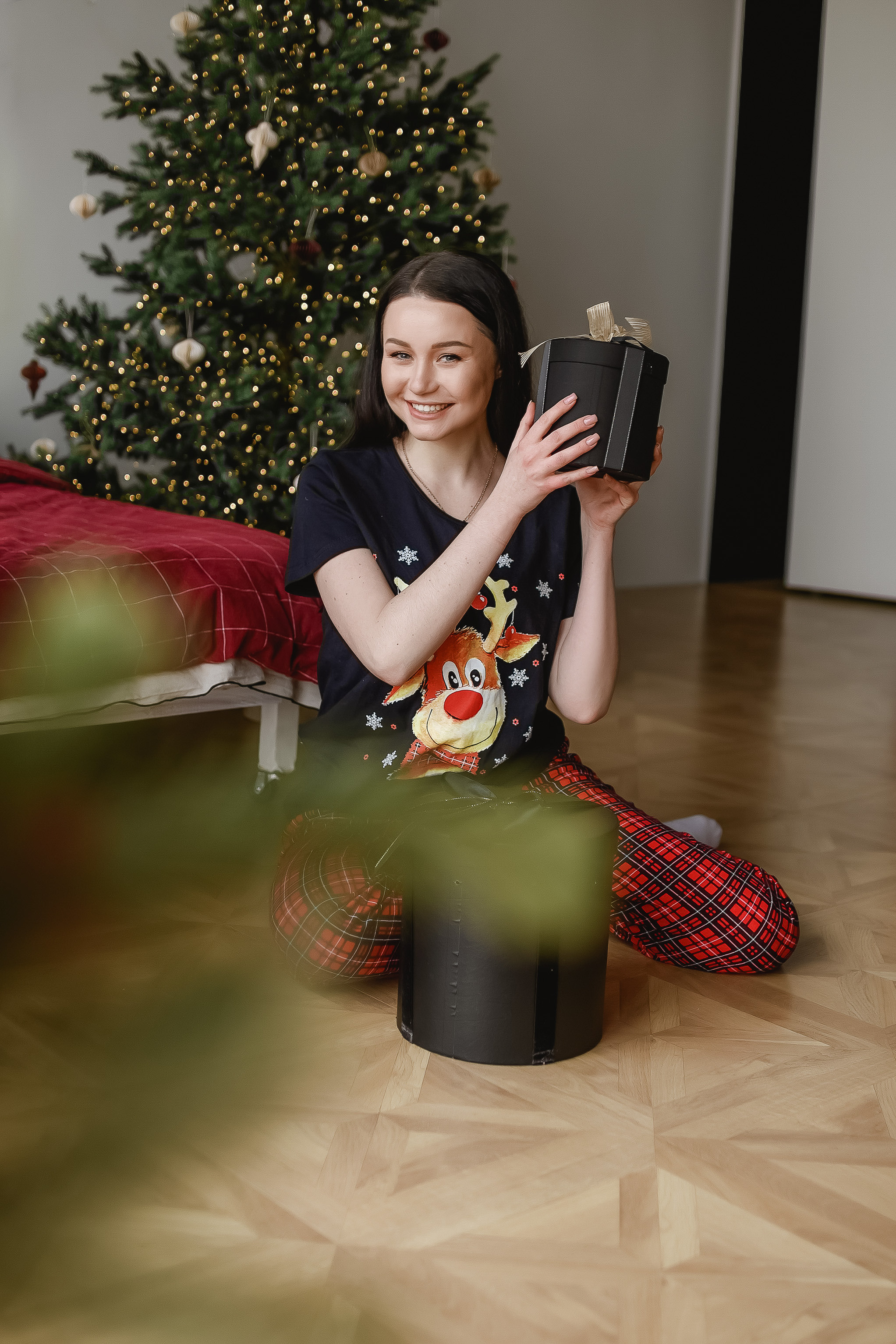 Новогодняя фотосессия в нарядной фотостудии. Юлия Басня семейный и свадебный фотограф в Донецке