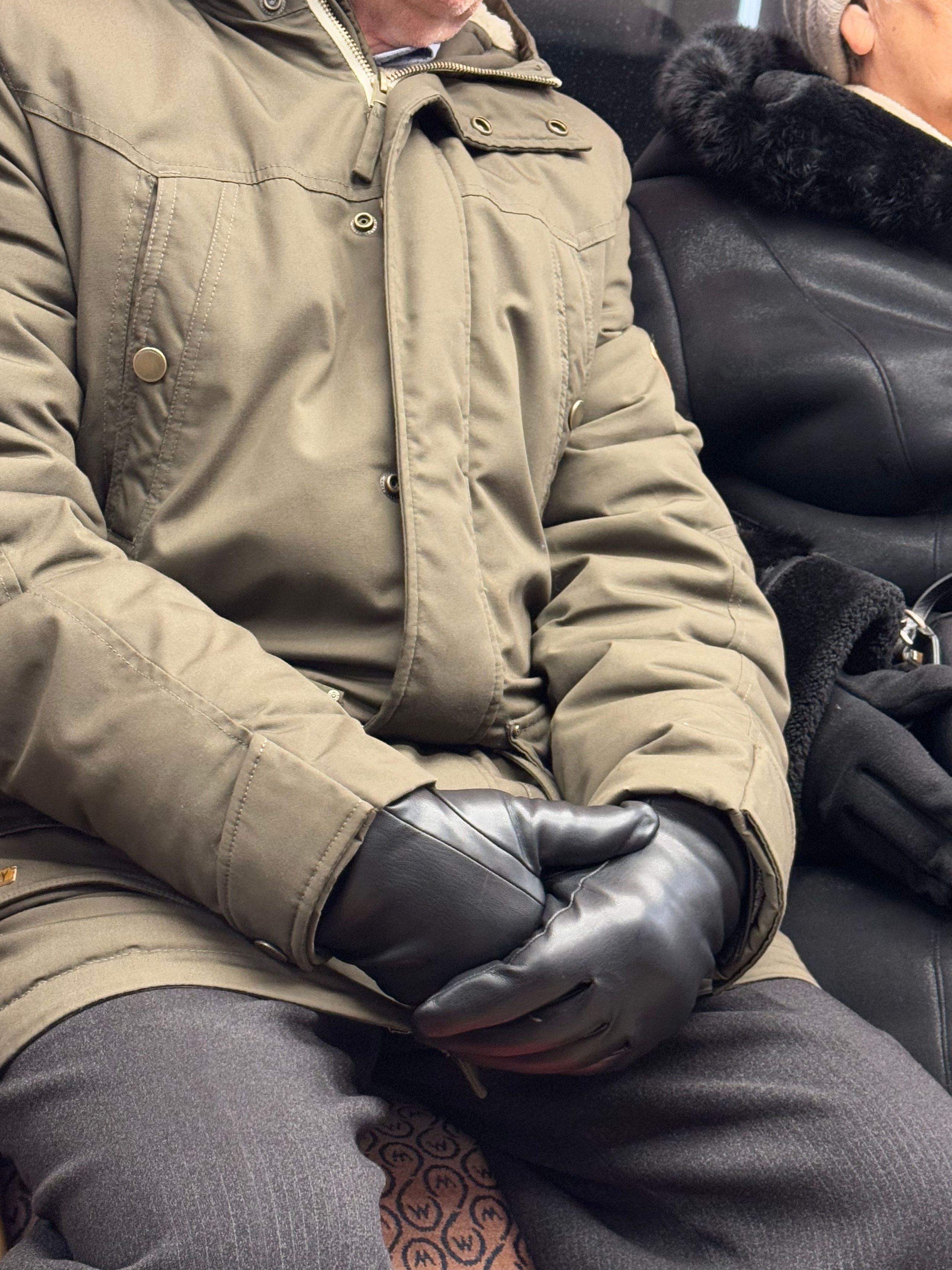 #руки_незнакомцев. Главная