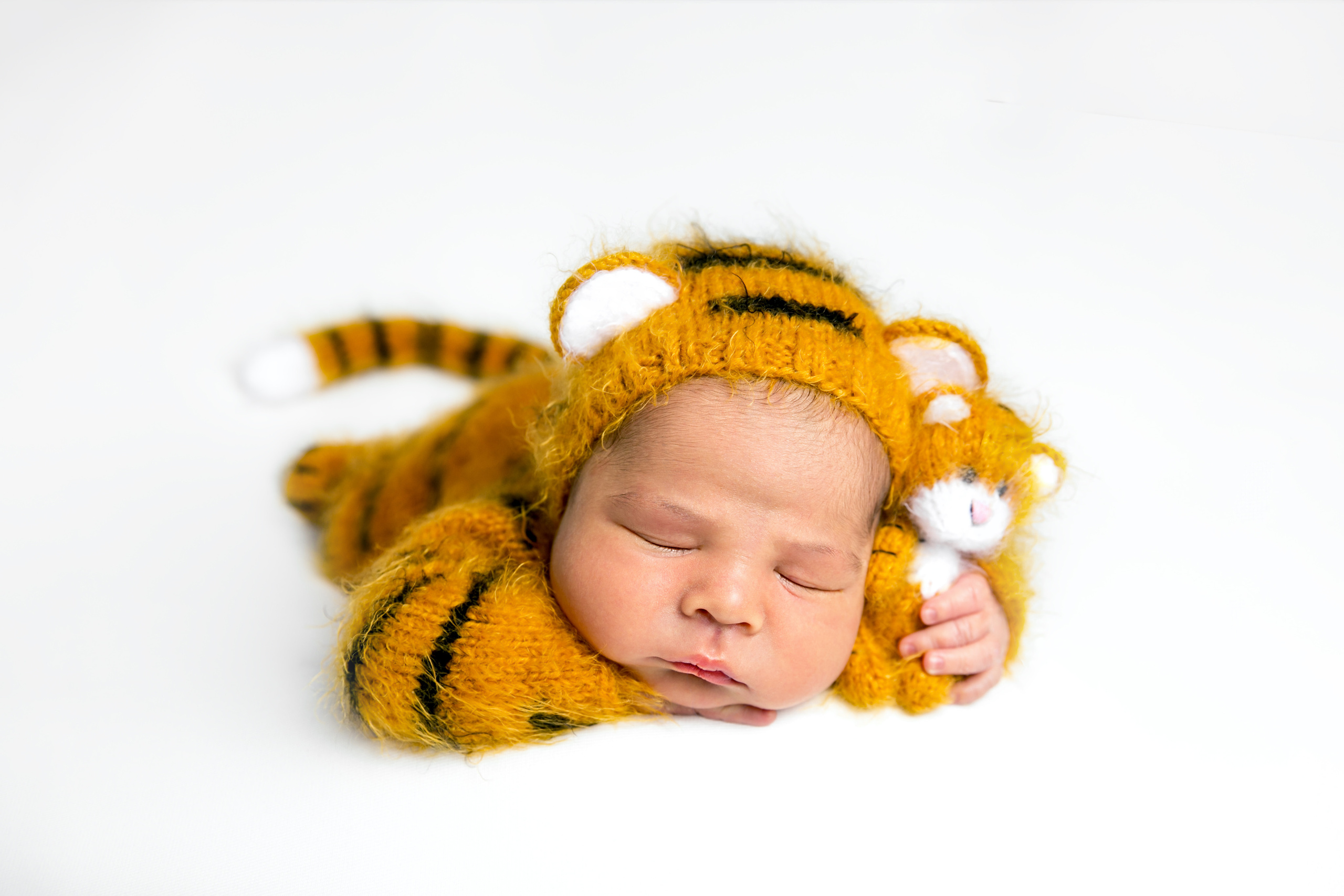 Фотосессия новорожденного (newborn). Фотограф новорожденных, детей до года и беременных в Симферополе