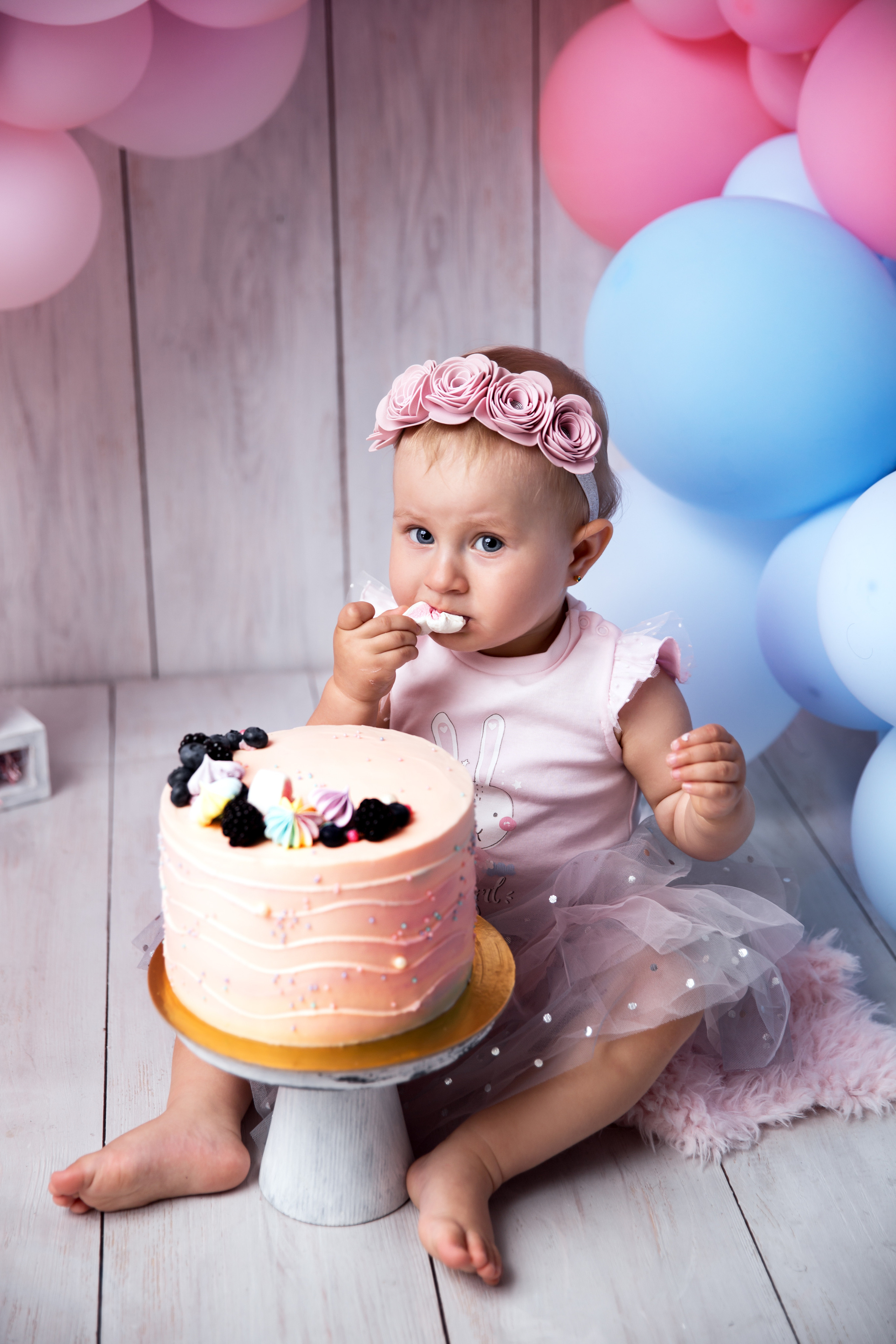 Фотосессия ГОДОВАСИЕ. Фотограф новорожденных, детей до года и беременных в Симферополе