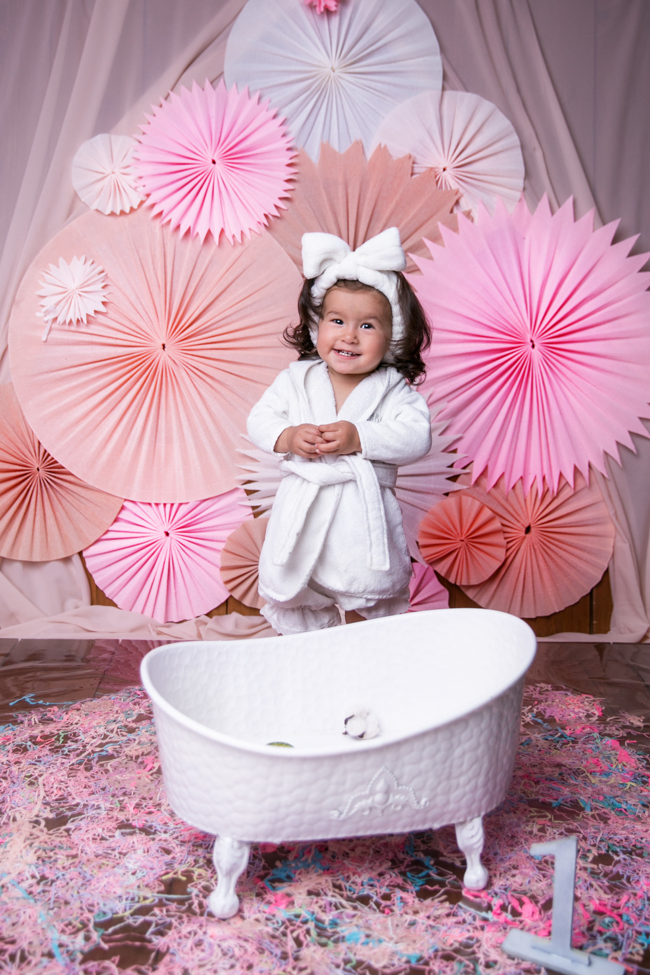 Фотосессия ГОДОВАСИЕ. Фотограф новорожденных, детей до года и беременных в Симферополе