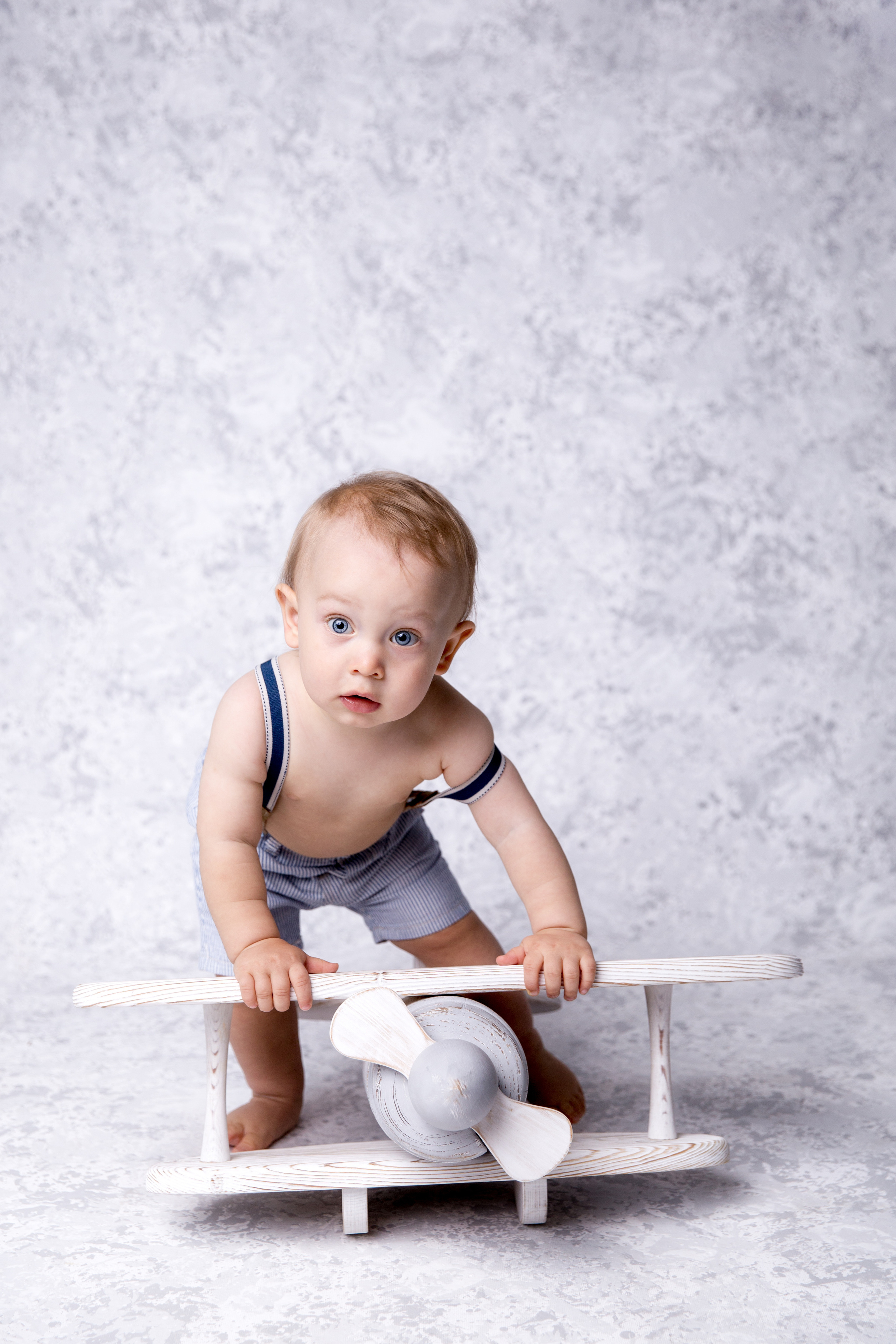 Фотосессия ГОДОВАСИЕ. Фотограф новорожденных, детей до года и беременных в Симферополе