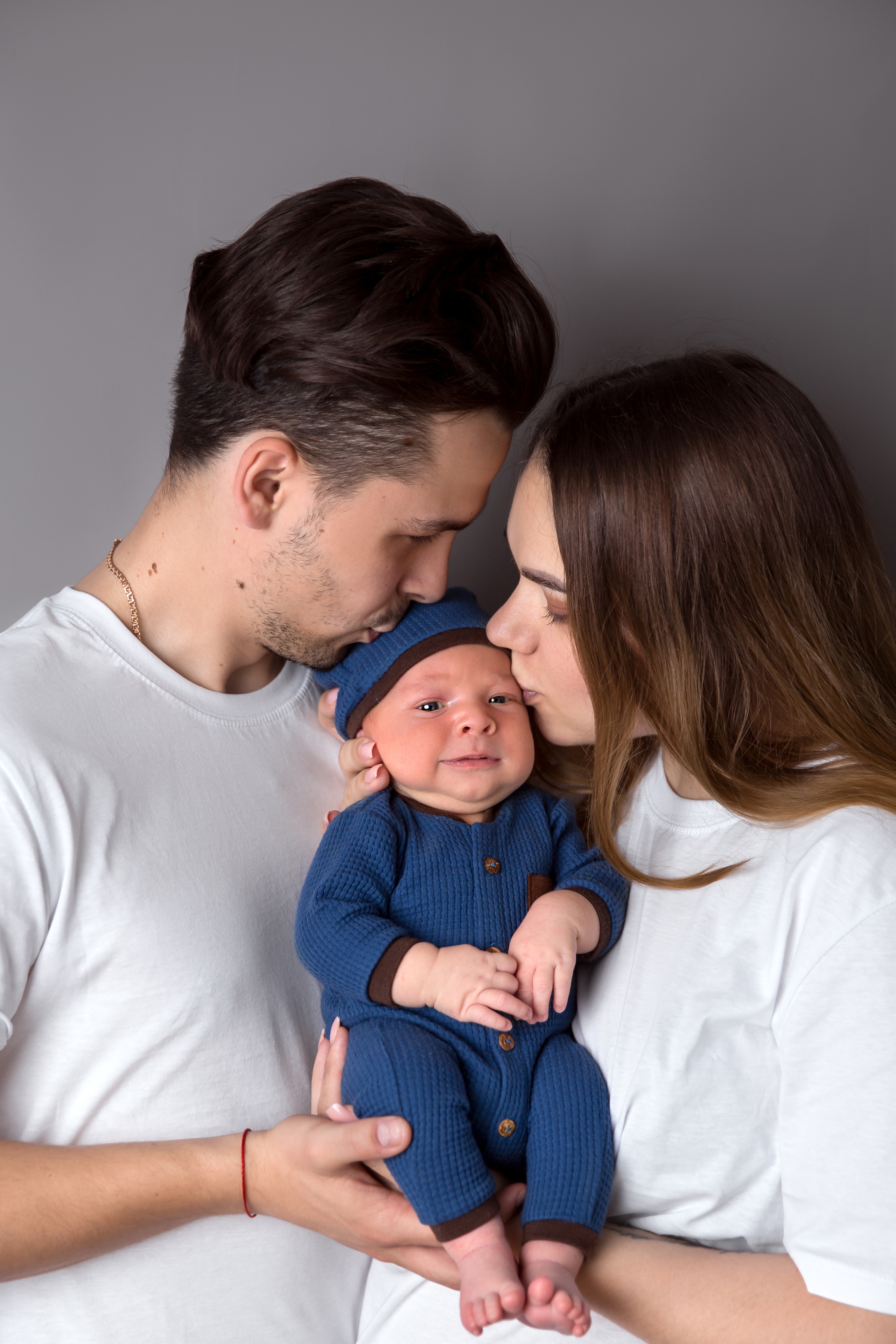 Фотосессия новорожденного (newborn). Фотограф новорожденных, детей до года и беременных в Симферополе