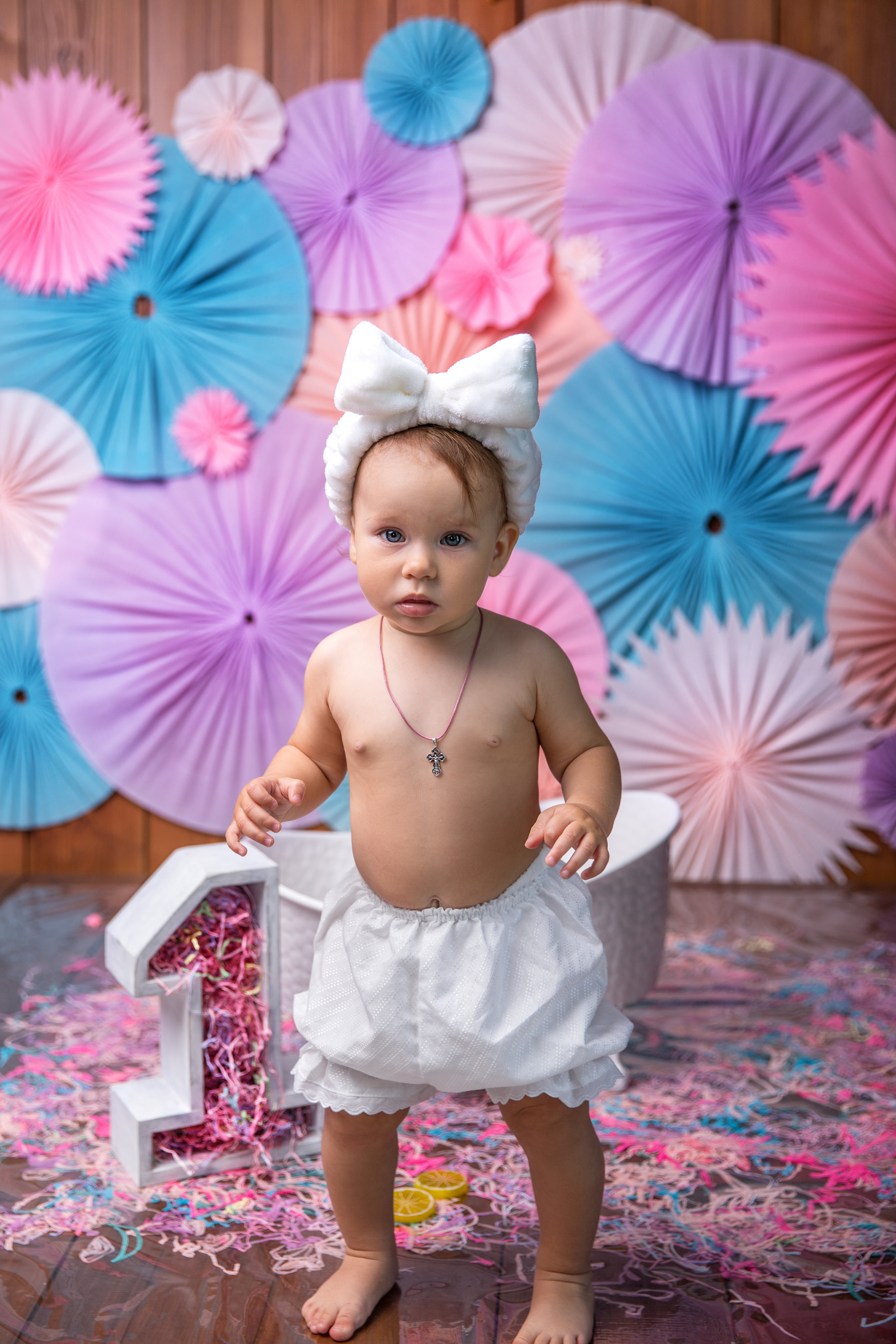 Фотосессия ГОДОВАСИЕ. Фотограф новорожденных, детей до года и беременных в Симферополе