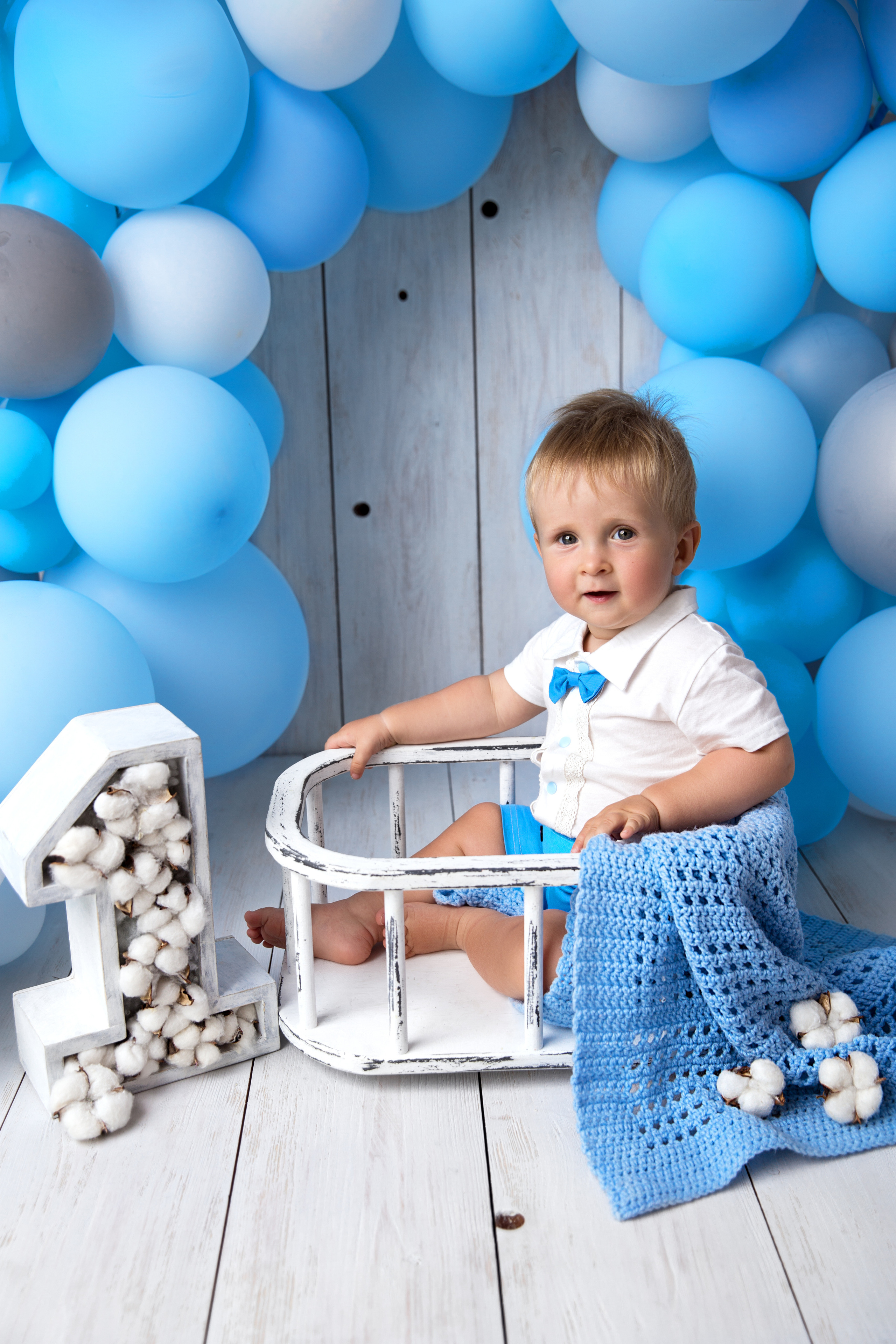 Фотосессия ГОДОВАСИЕ. Фотограф новорожденных, детей до года и беременных в Симферополе