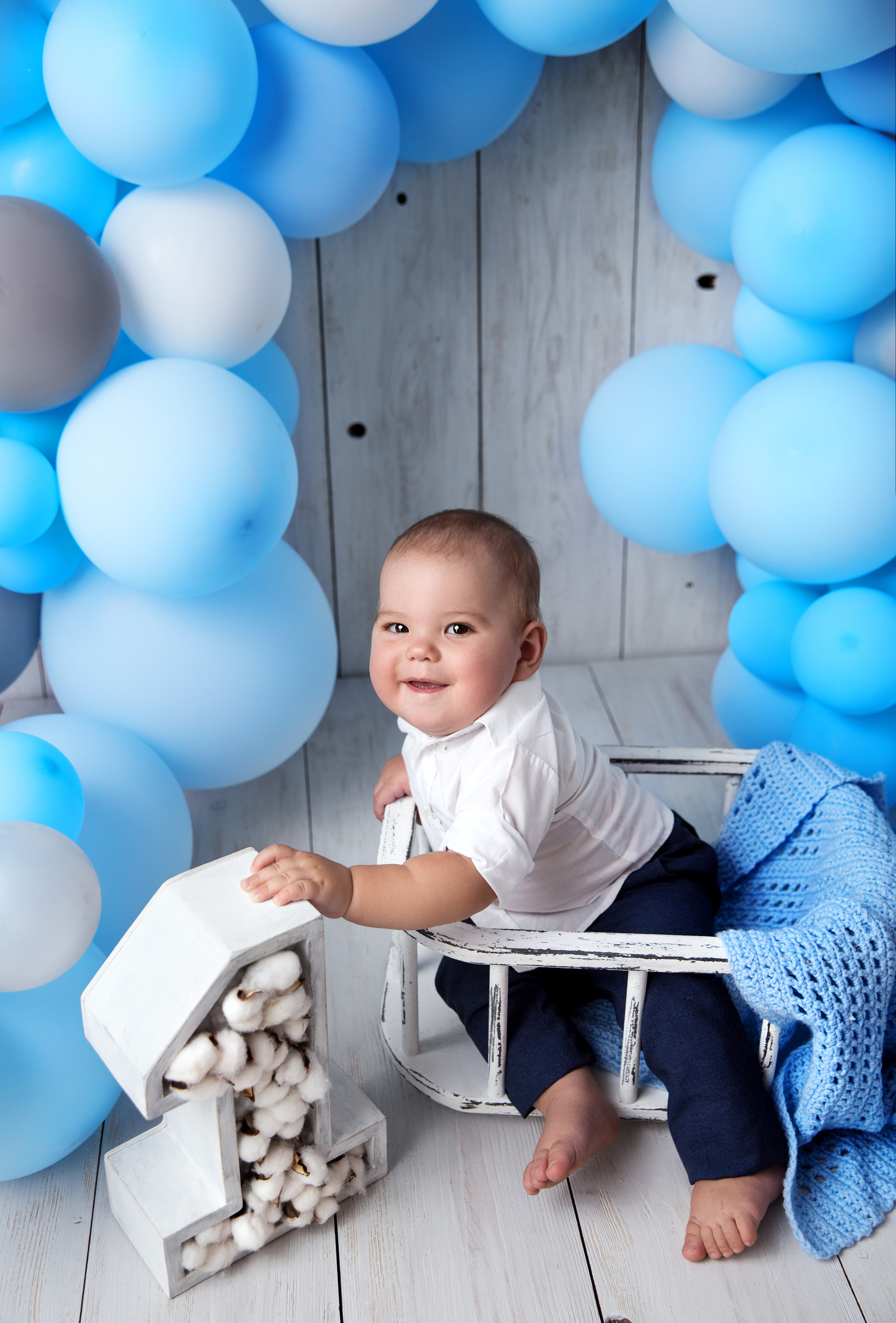 Фотосессия ГОДОВАСИЕ. Фотограф новорожденных, детей до года и беременных в Симферополе