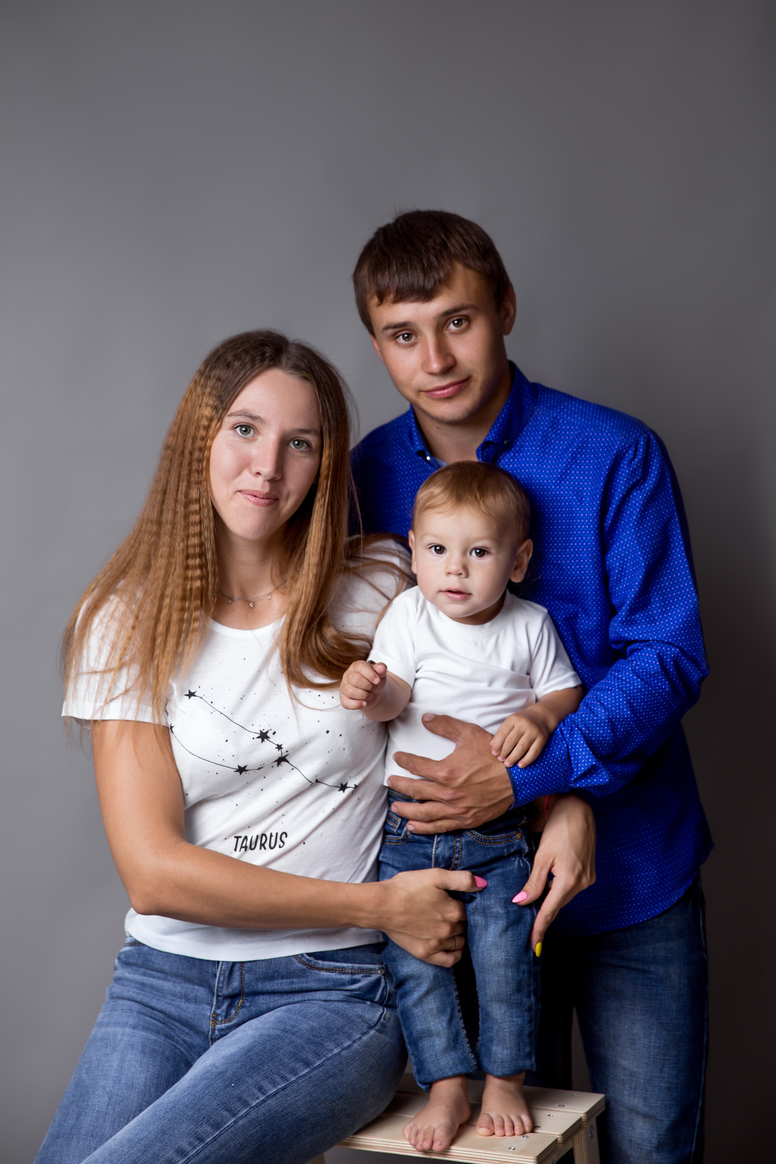 Фотосессия ГОДОВАСИЕ. Фотограф новорожденных, детей до года и беременных в Симферополе