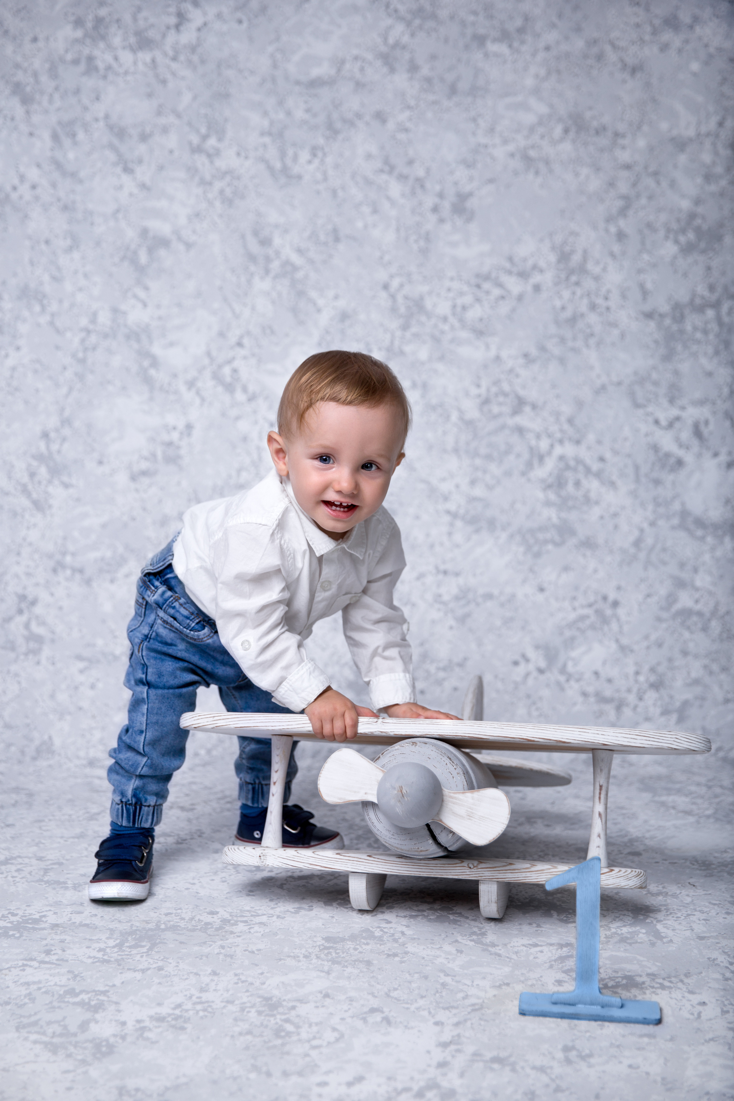 Фотосессия ГОДОВАСИЕ. Фотограф новорожденных, детей до года и беременных в Симферополе