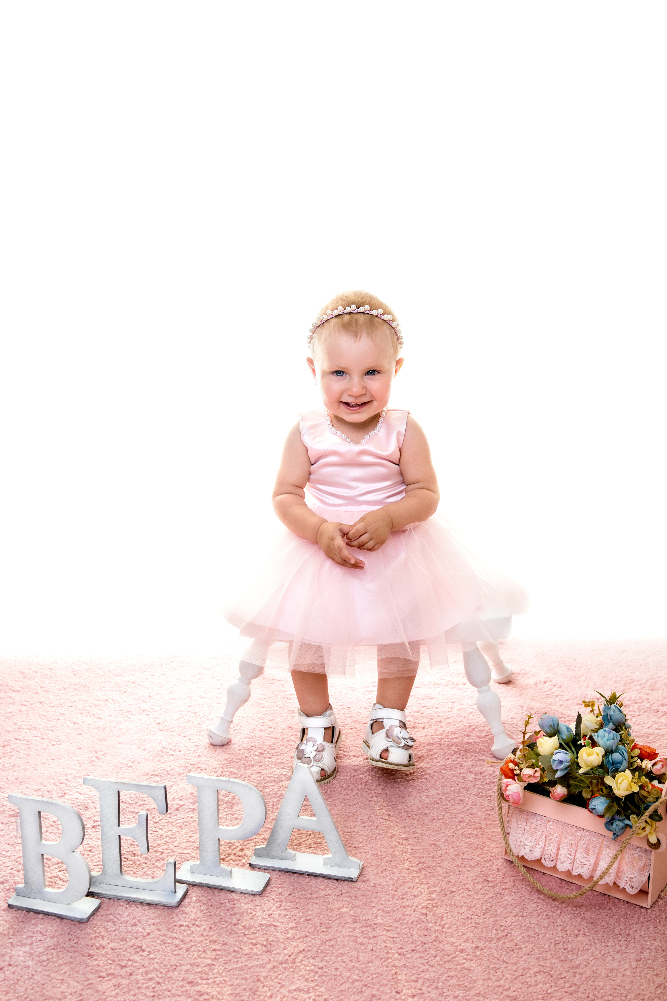 Фотосессия ГОДОВАСИЕ. Фотограф новорожденных, детей до года и беременных в Симферополе