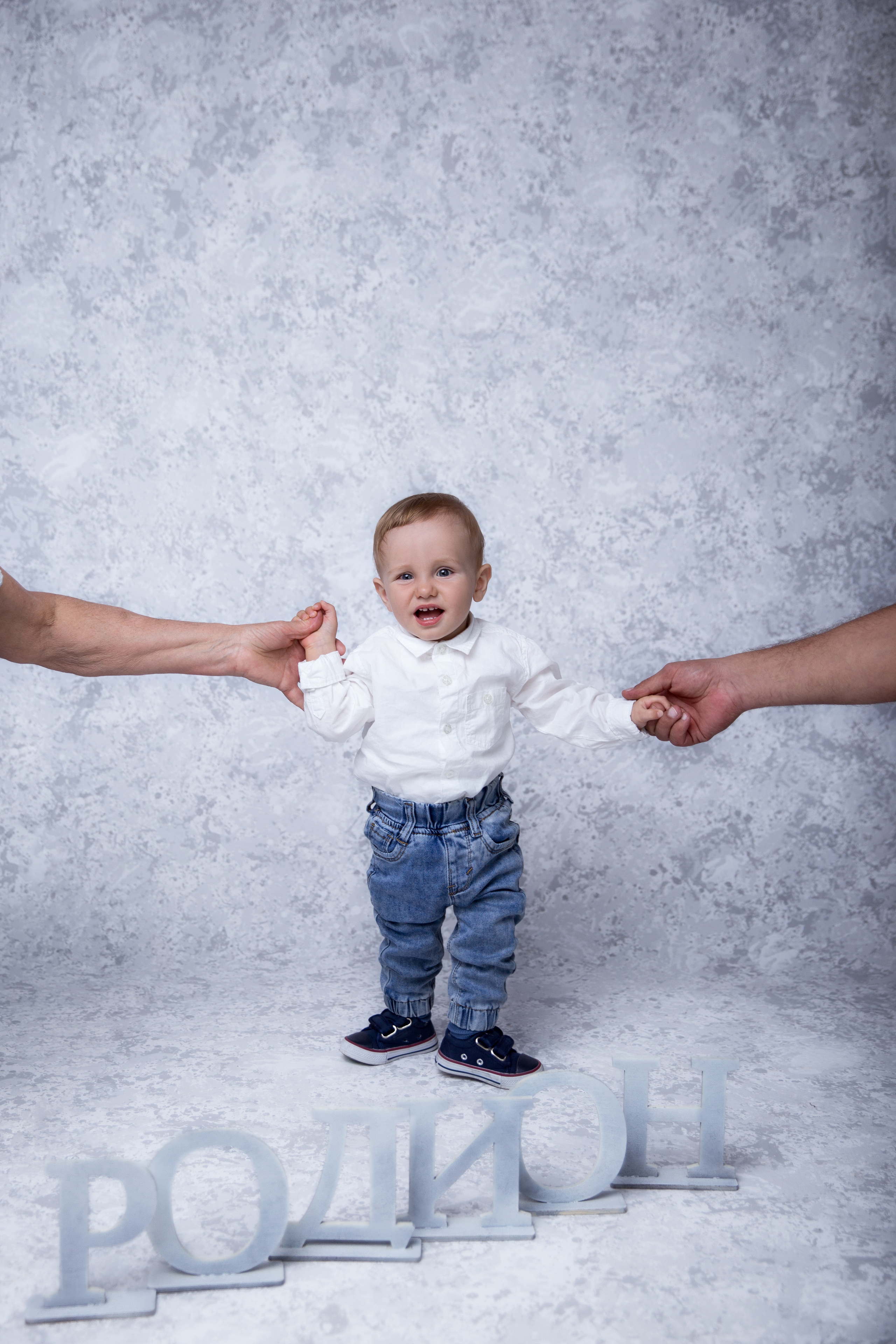 Фотосессия ГОДОВАСИЕ. Фотограф новорожденных, детей до года и беременных в Симферополе