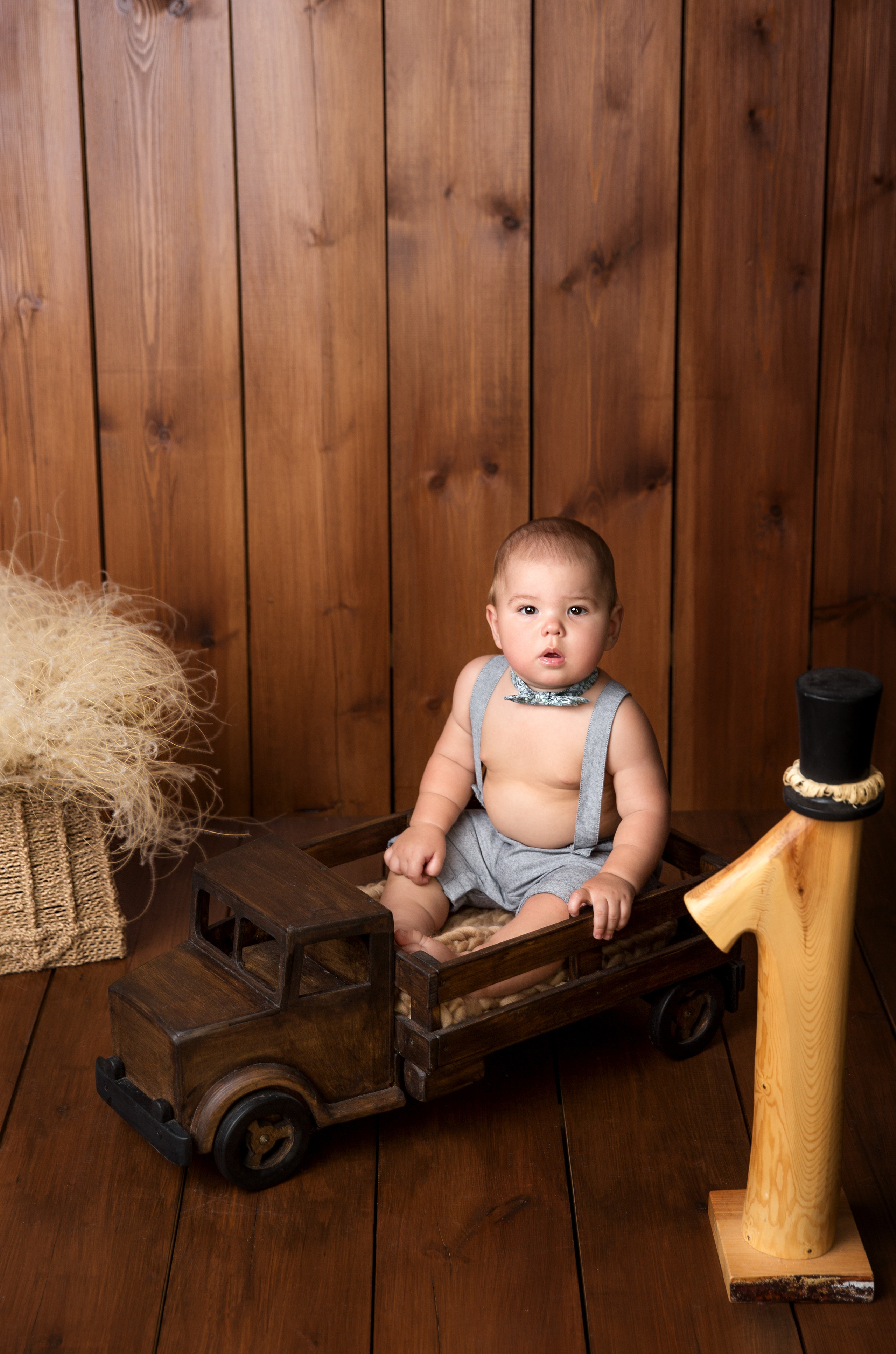 Фотосессия ГОДОВАСИЕ. Фотограф новорожденных, детей до года и беременных в Симферополе