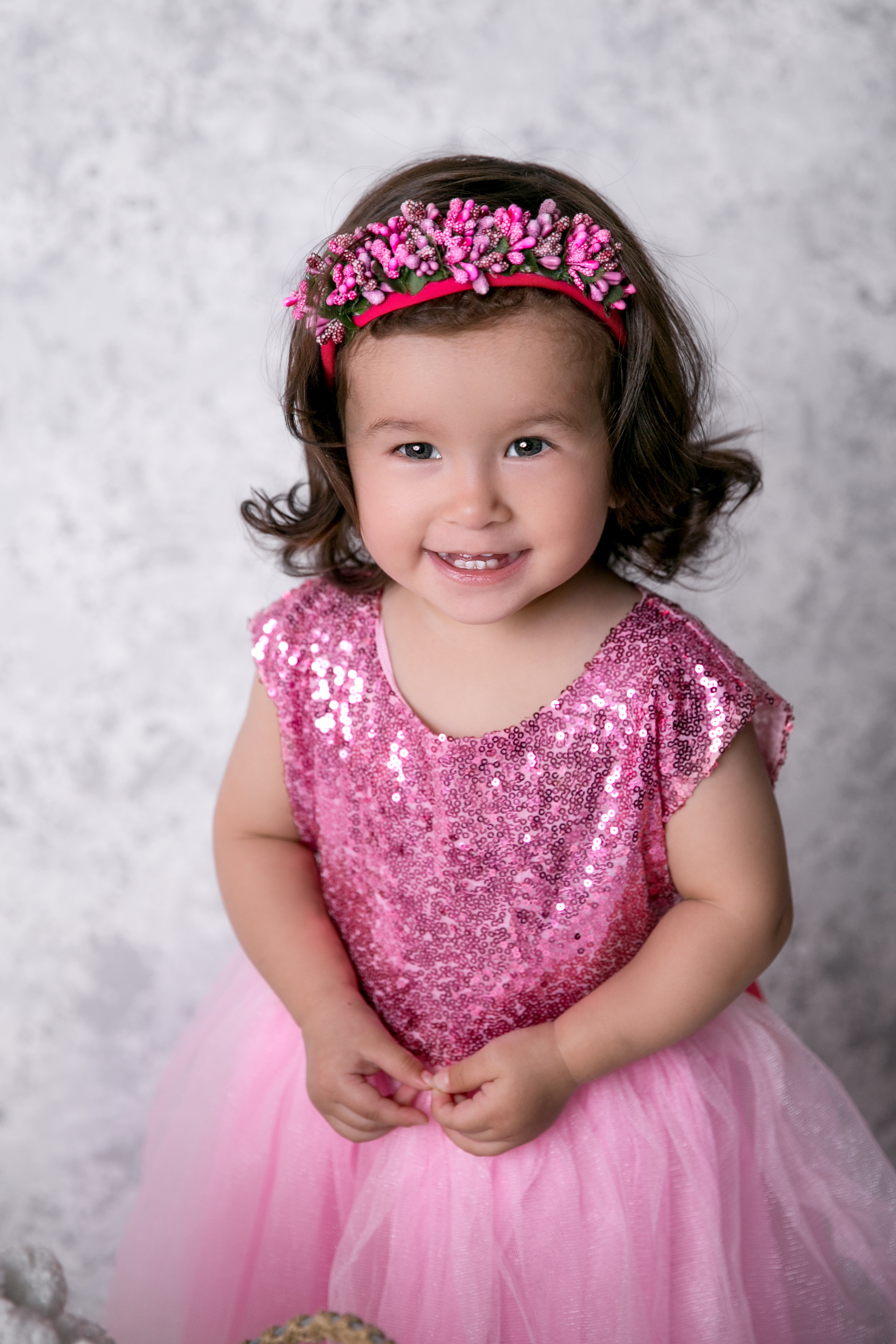 Фотосессия ГОДОВАСИЕ. Фотограф новорожденных, детей до года и беременных в Симферополе