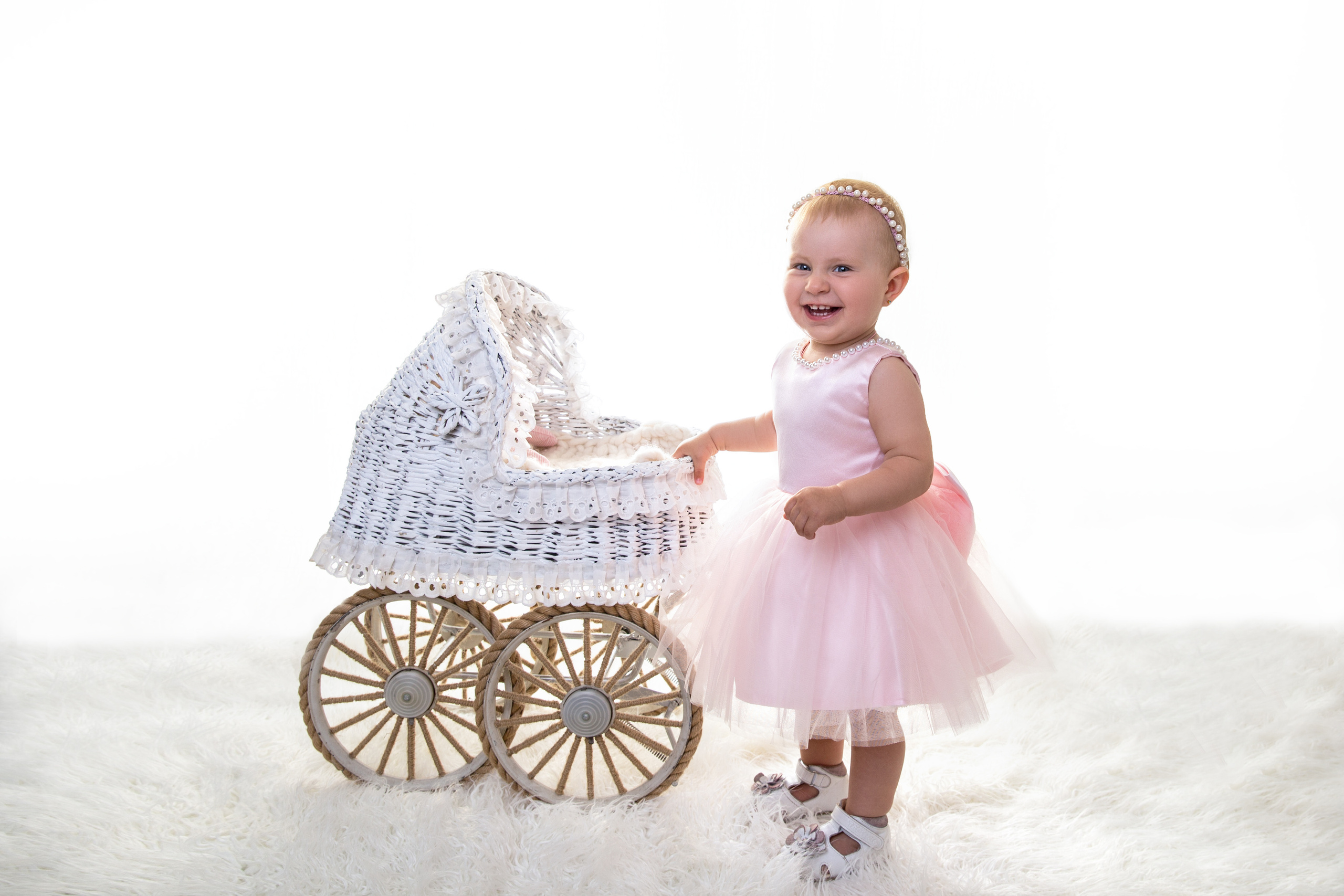 Фотосессия ГОДОВАСИЕ. Фотограф новорожденных, детей до года и беременных в Симферополе