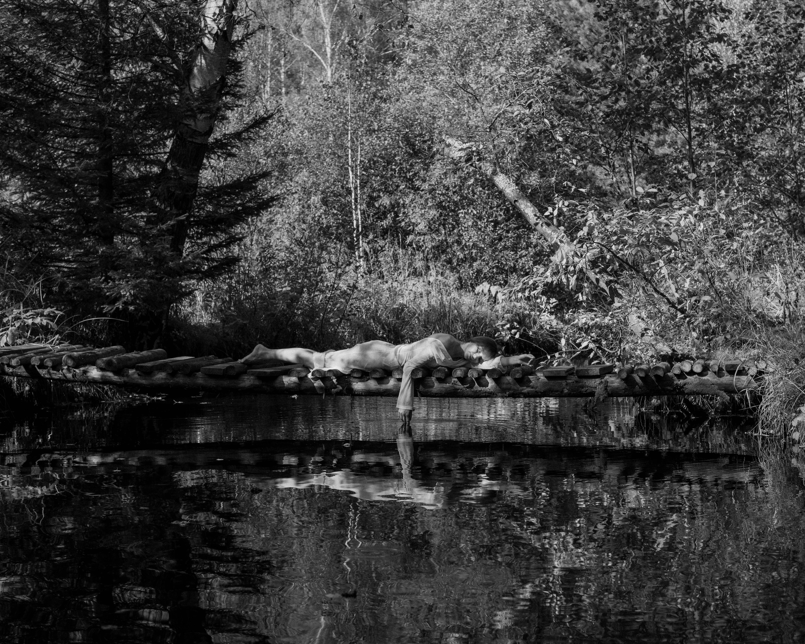 Аня. Женский фотограф. Создатель украшений ручной работы. Модель