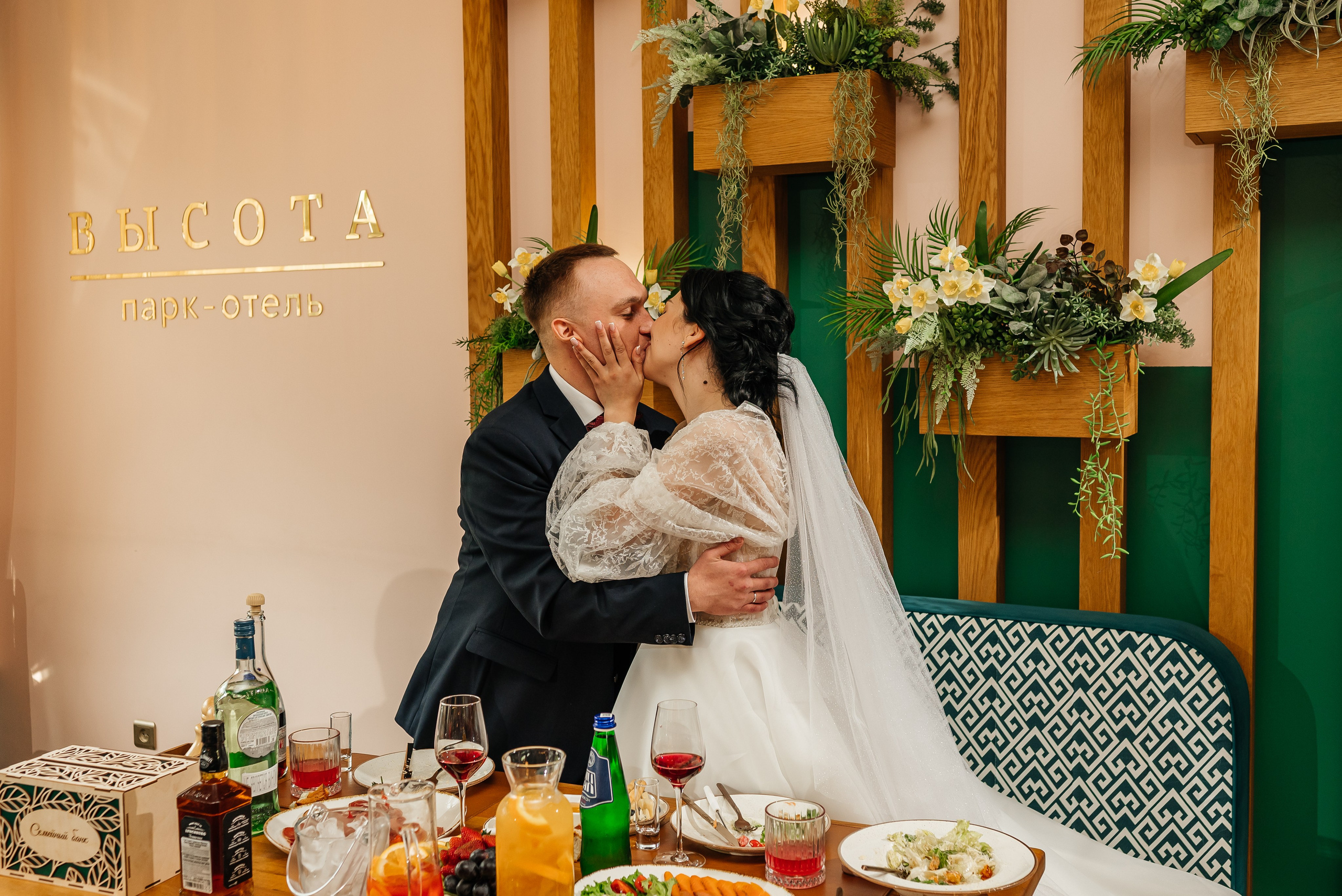 Вика и Артём. 24.04.2025. Фотограф в Каменске-Шахтинском Ольга Сагал